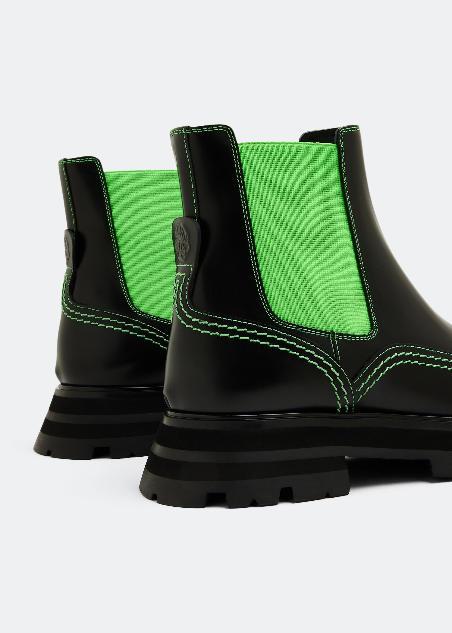 

Wander Chelsea boots, Black