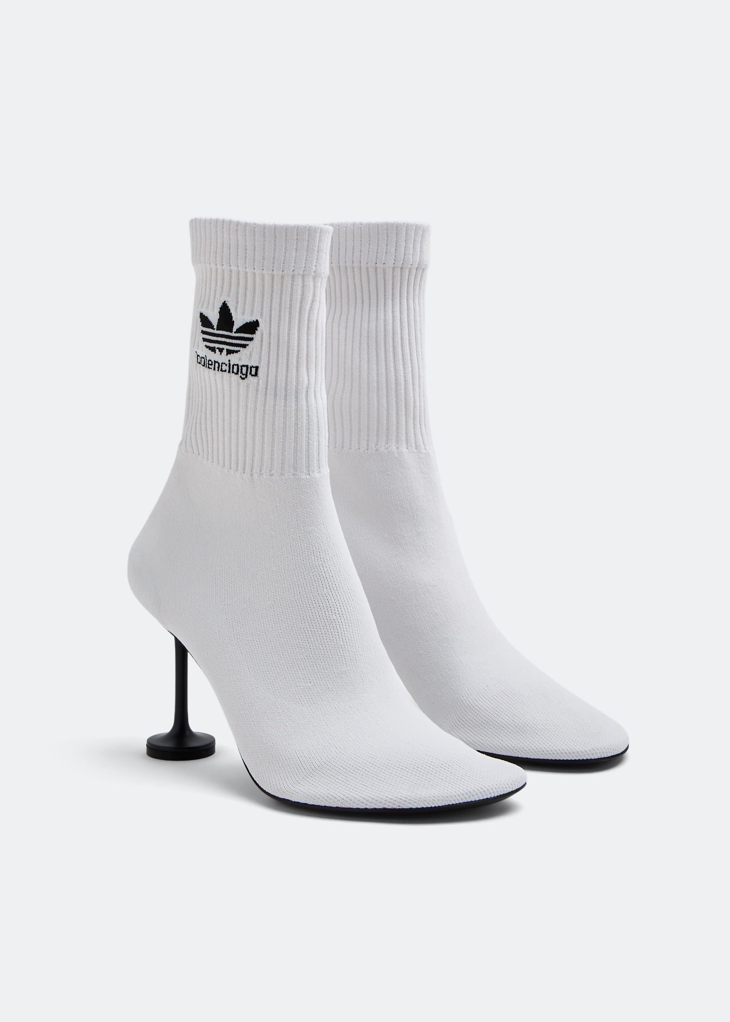 White sock balenciaga hotsell