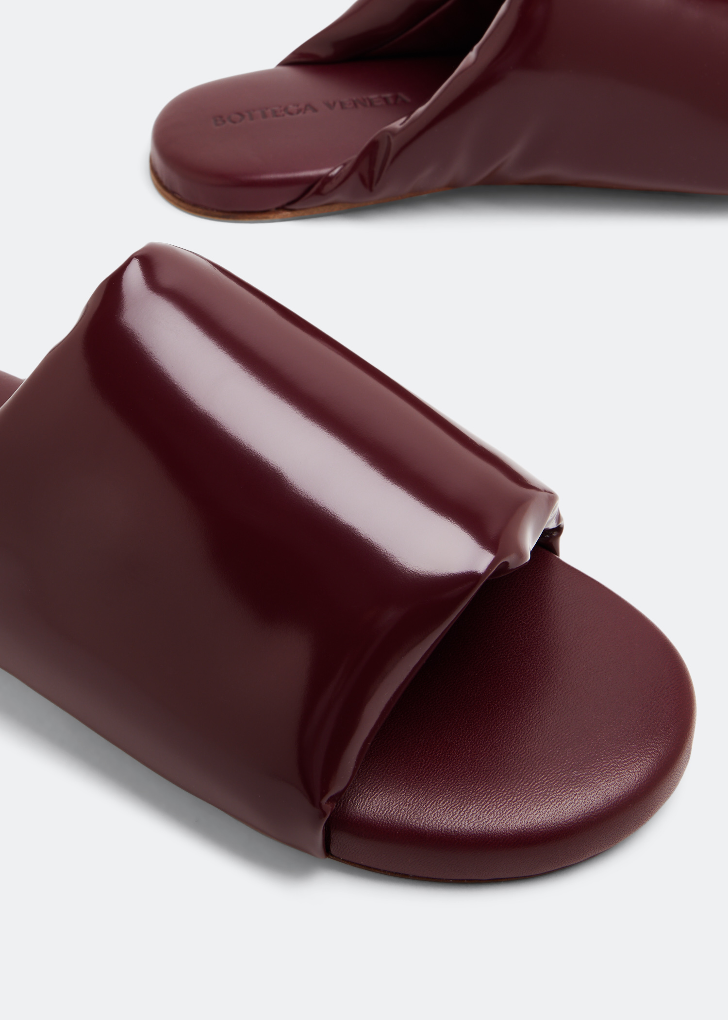 

Cushion mules, Burgundy