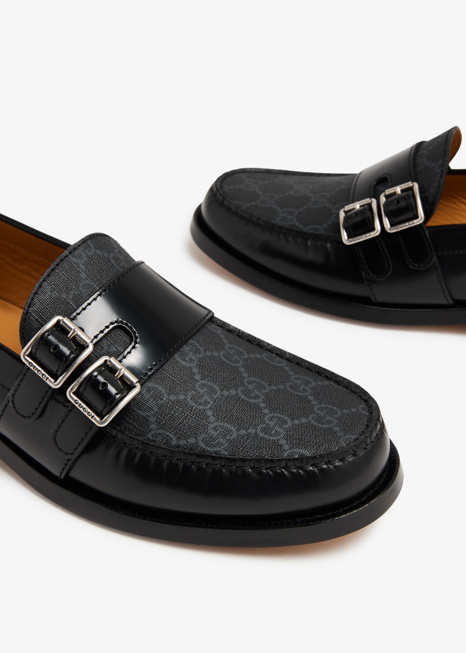 

GG buckle loafers, Black