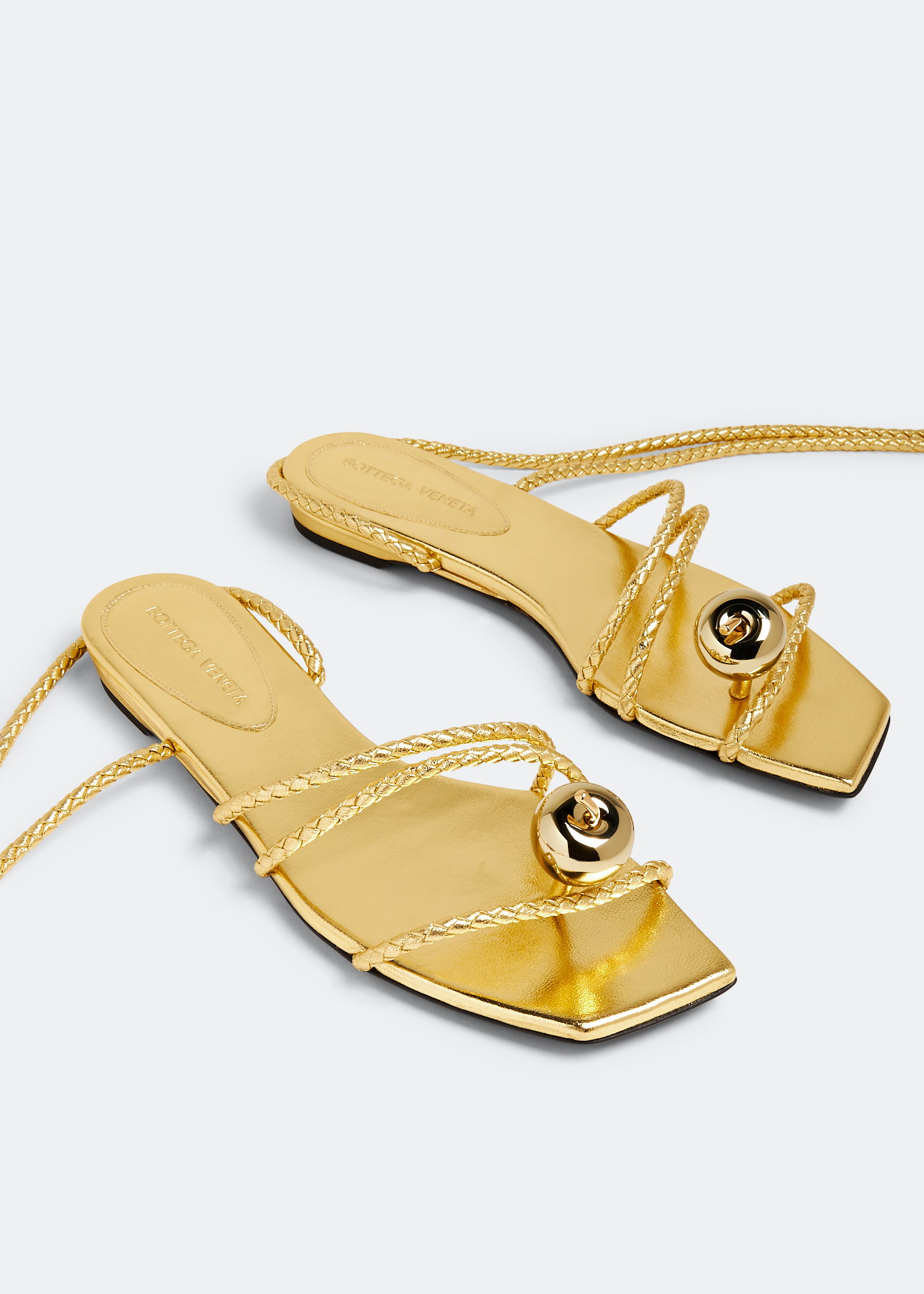 Gold thong sandals deals