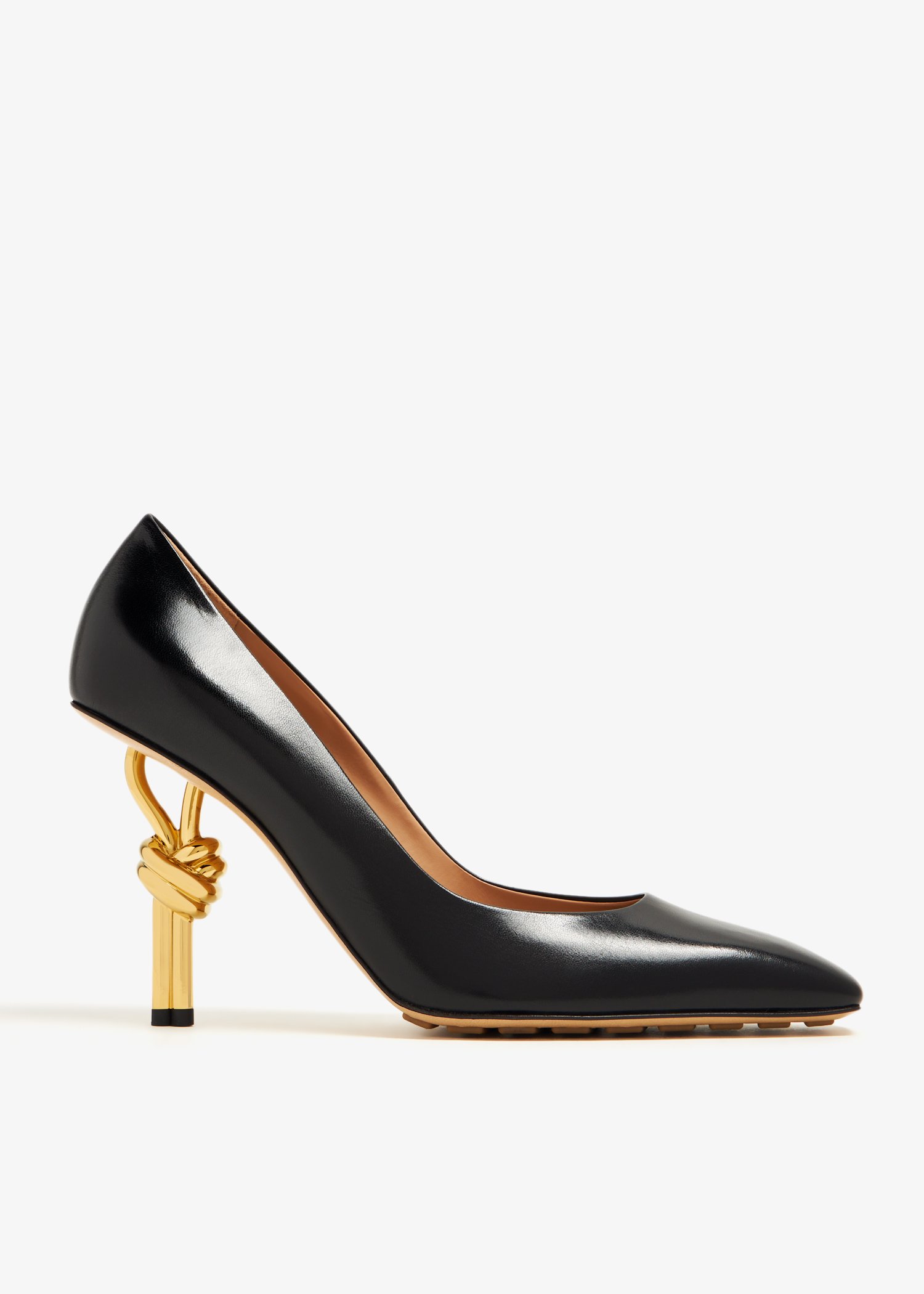 

Knot pumps, Black