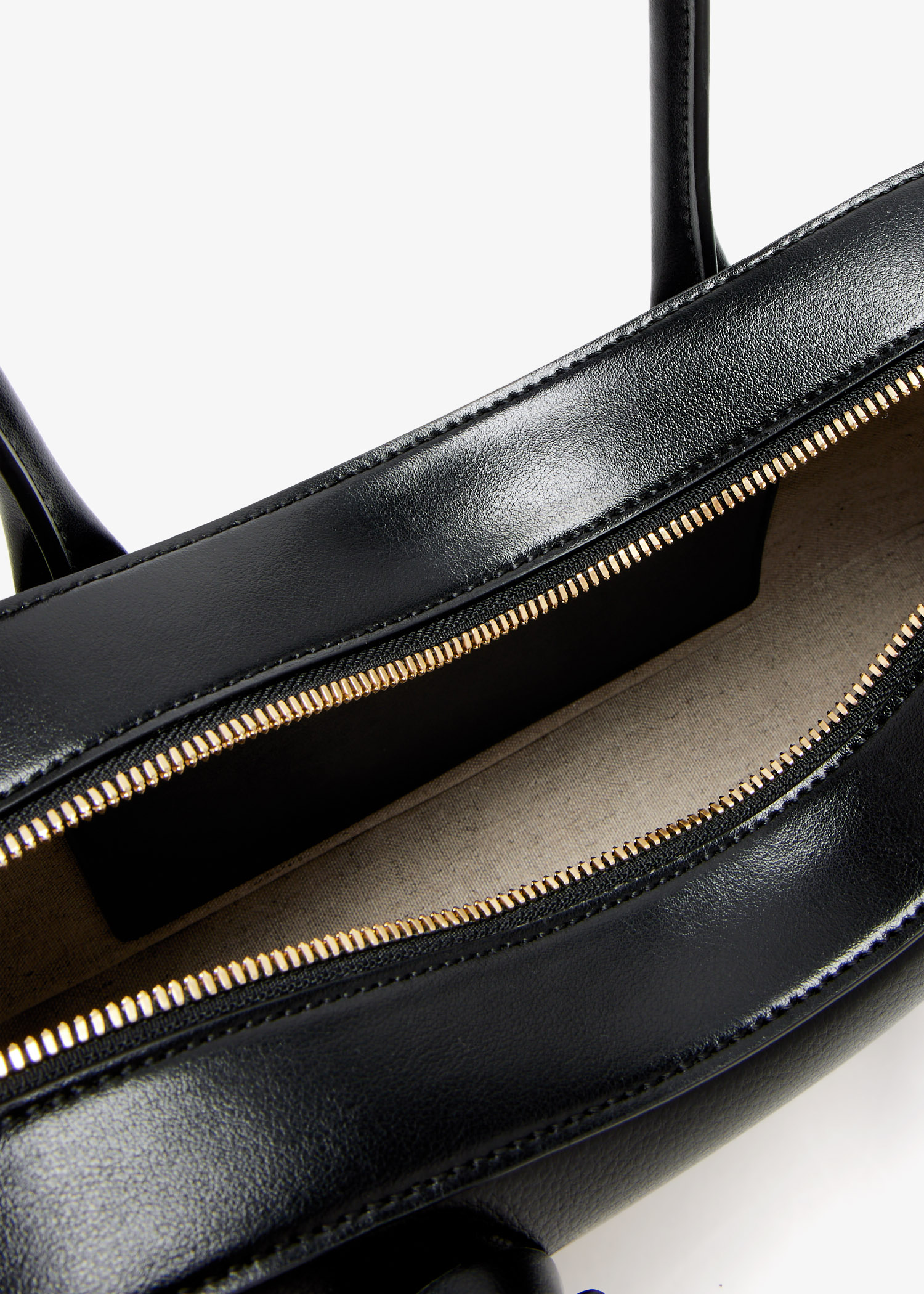 Stella McCartney Ryder shoulder bag for Women - Black in UAE Stella McCartney Ryder shoulder bag for Women - Black in UAE