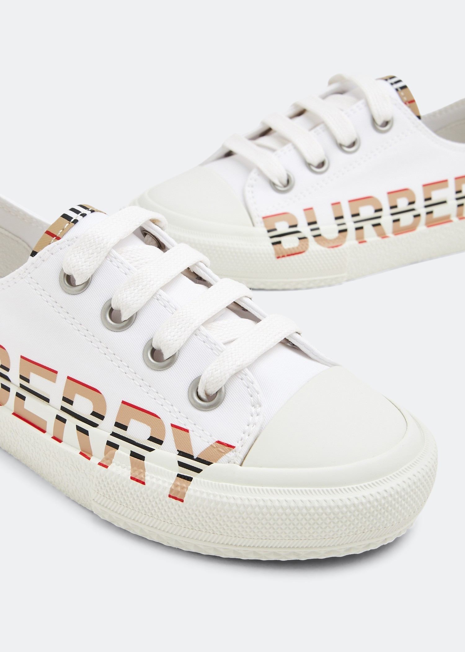 

Icon stripe logo sneakers, White