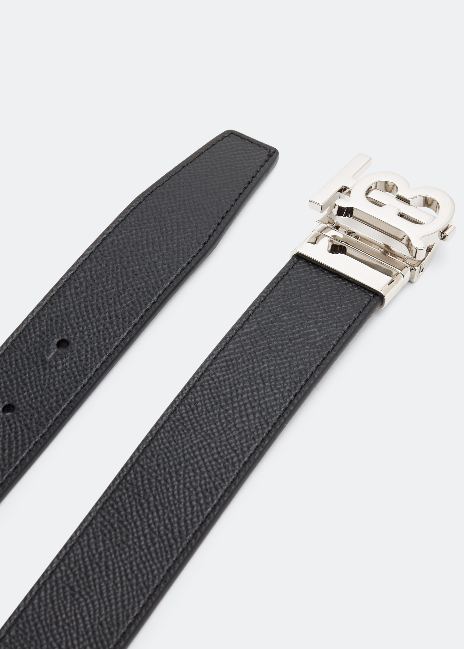 Burberry Logo belt for Men - Black in UAE | Level Shoes Burberry Logo belt for Men - Black in UAE | Level Shoes