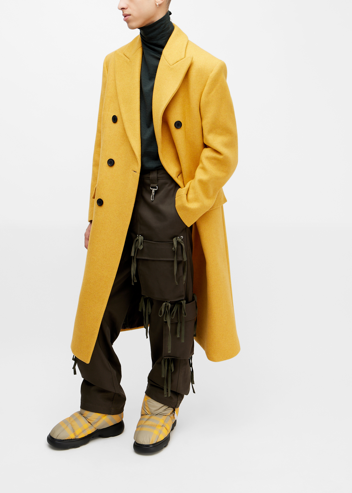 

Check Pillow boots, Yellow