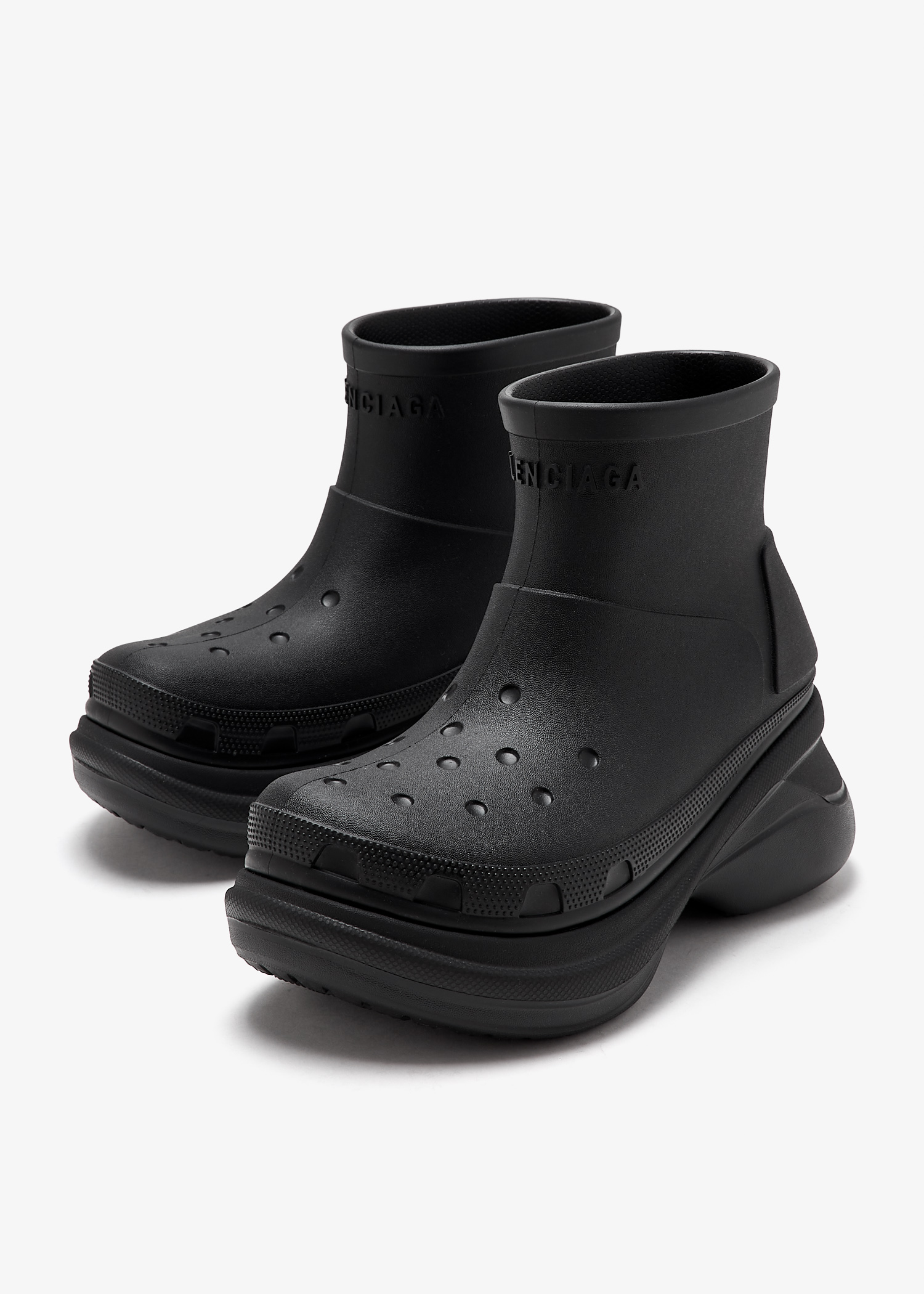 Balenciaga x Crocs™ booties for Women - Black in UAE | Level