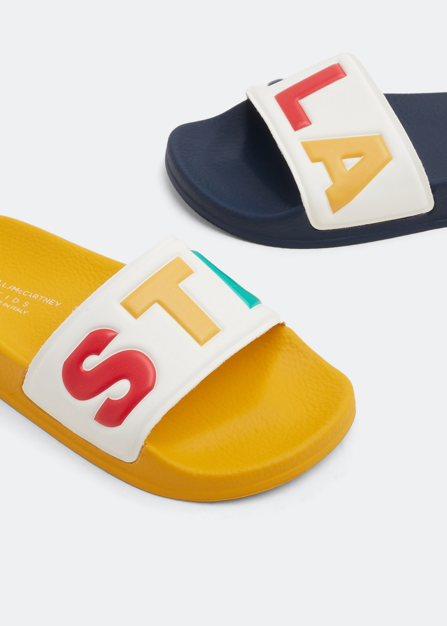 

Logo-embossed slides, Multi-coloured