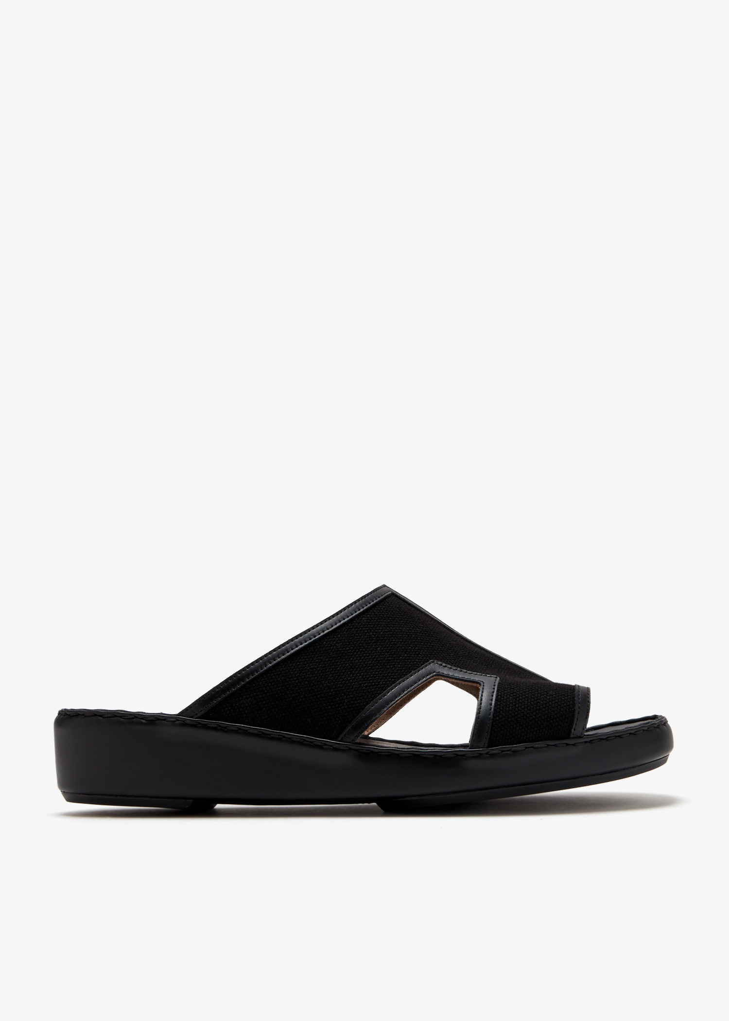 

Framed Box sandals, Black