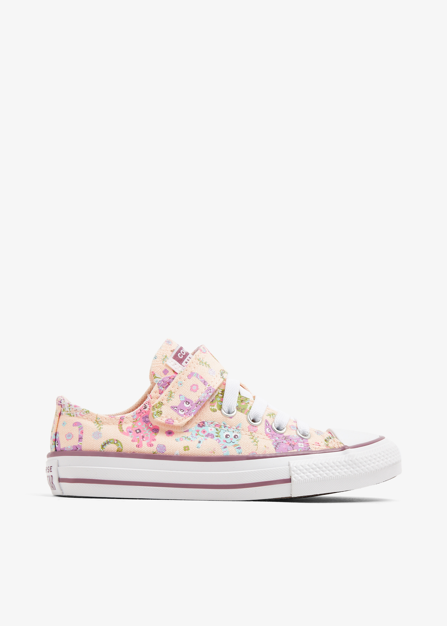 Pink baby shop converse size 4