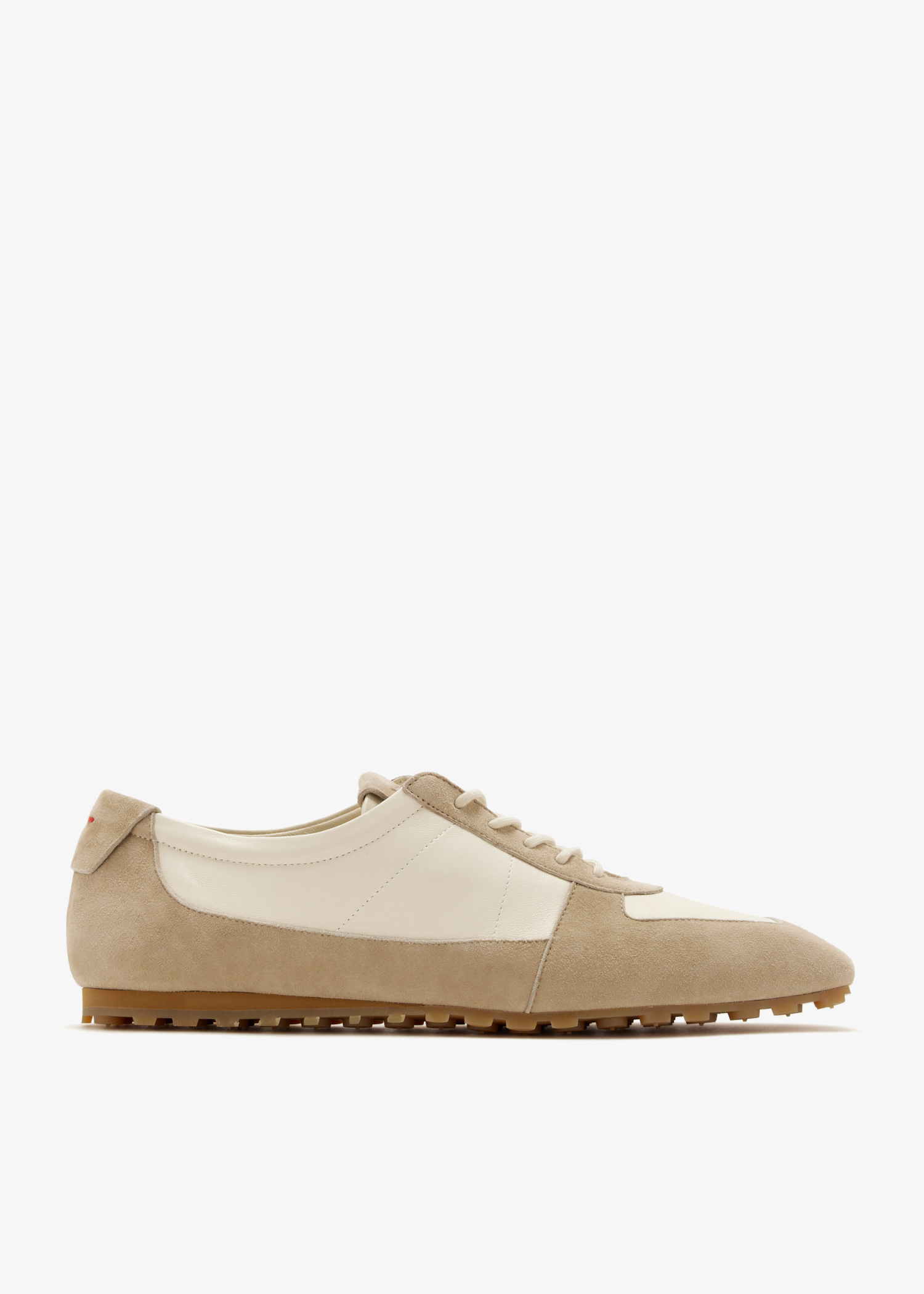 

Uma sneakers, Cream