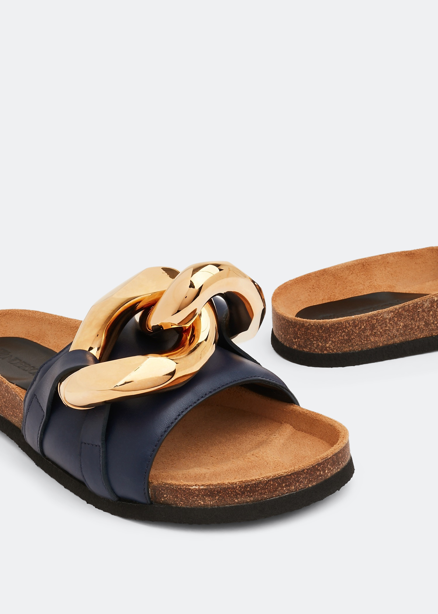 

Chain slides, Blue