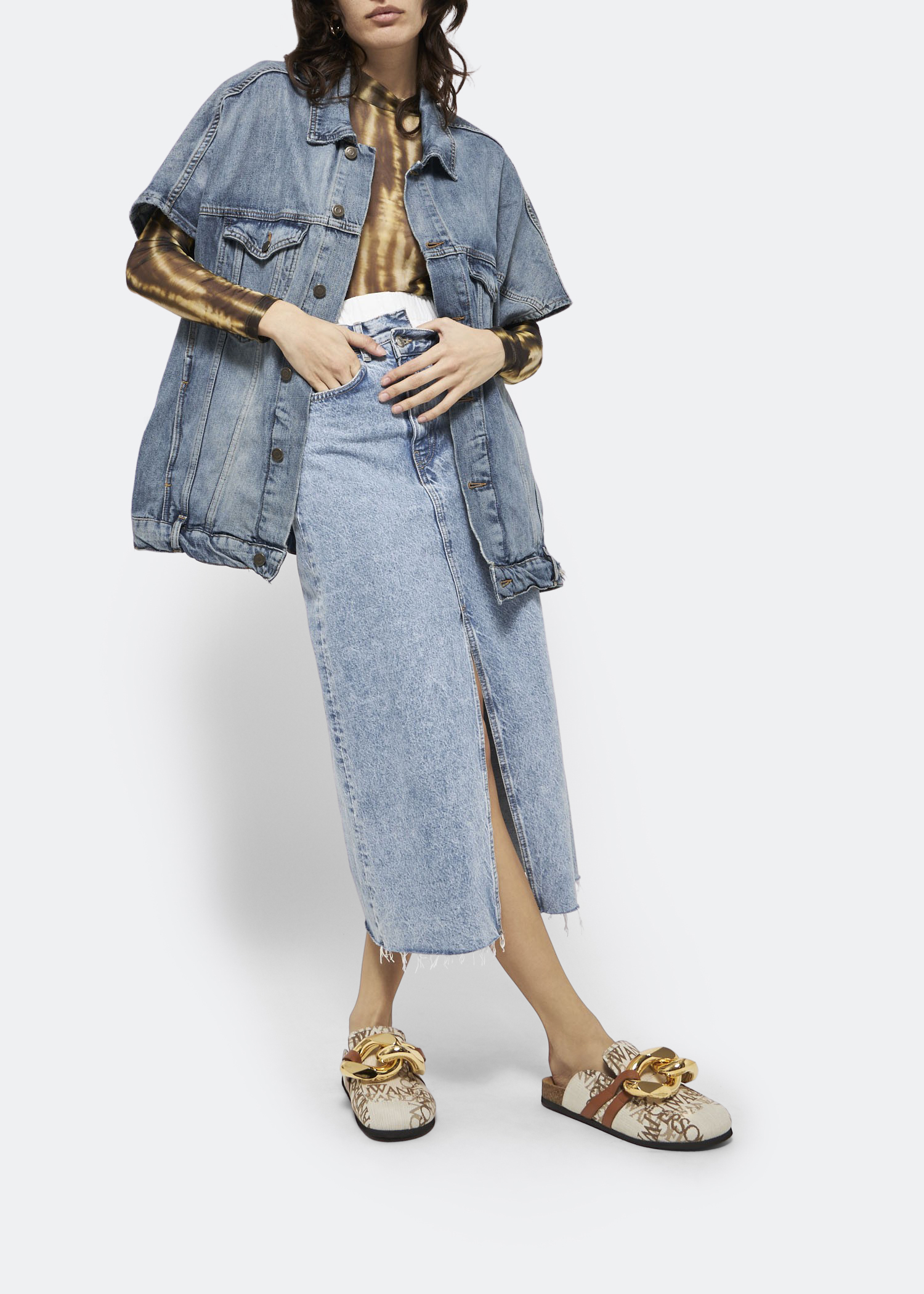 

Chain slippers, Beige