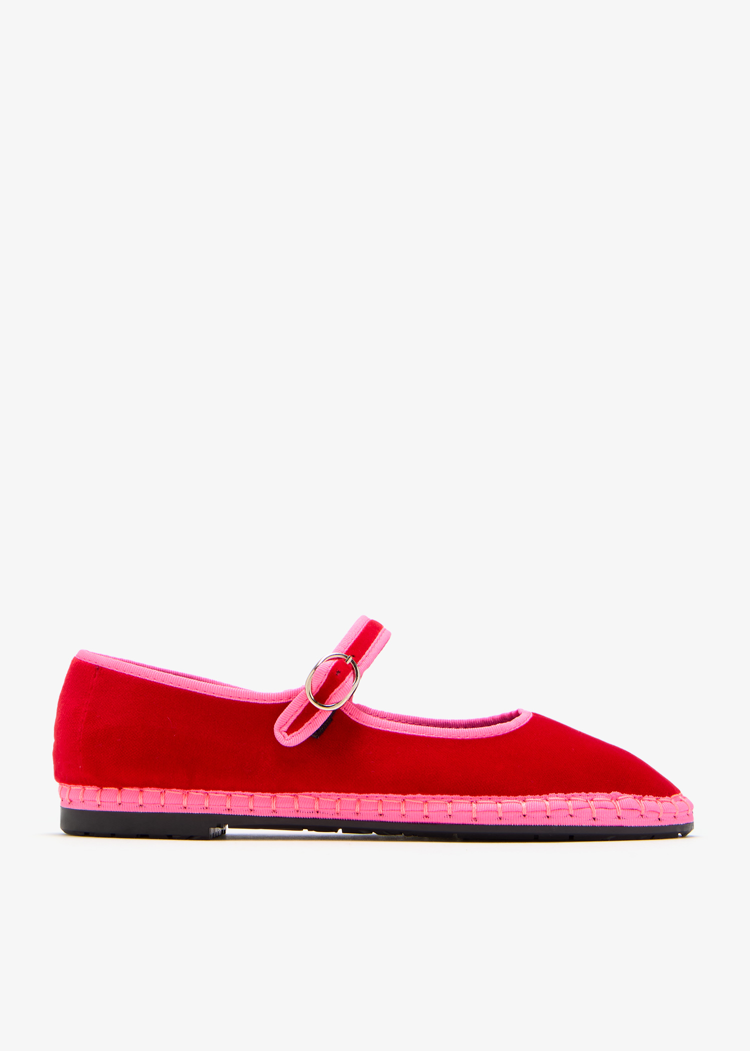 

Aurelie Mary Janes, Red