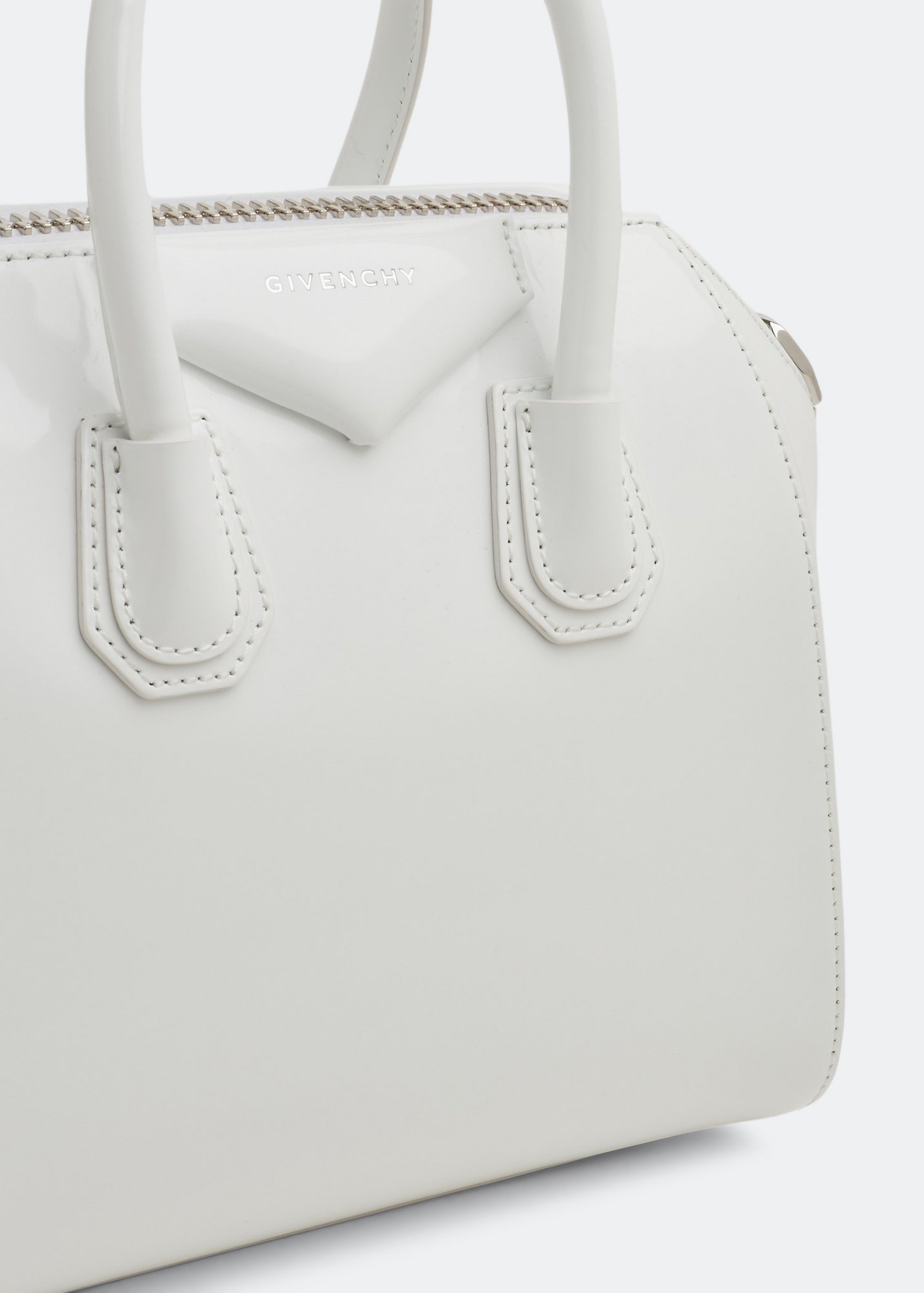 

Antigona mini bag, White