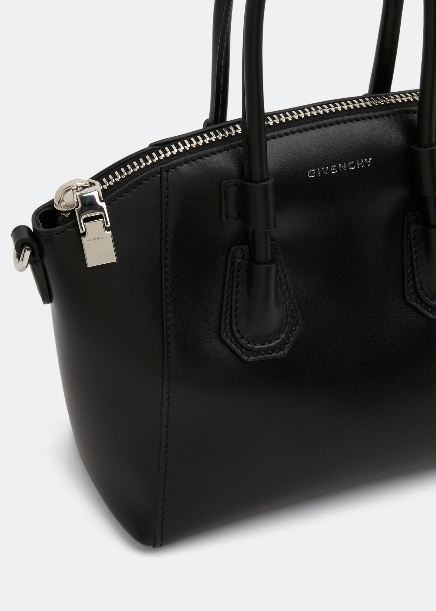 Givenchy antigona top matte black