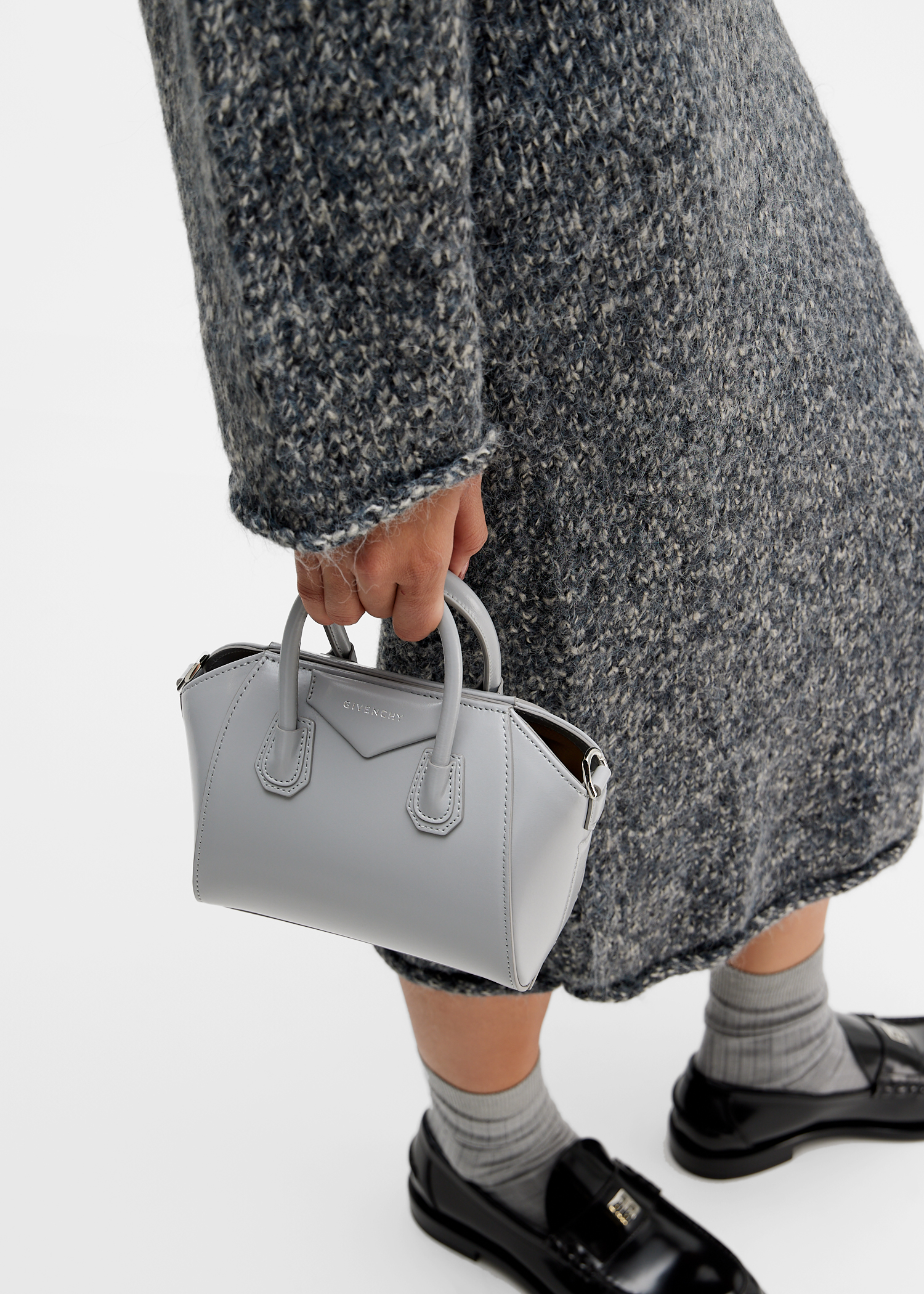 Givenchy antigona pearl top grey