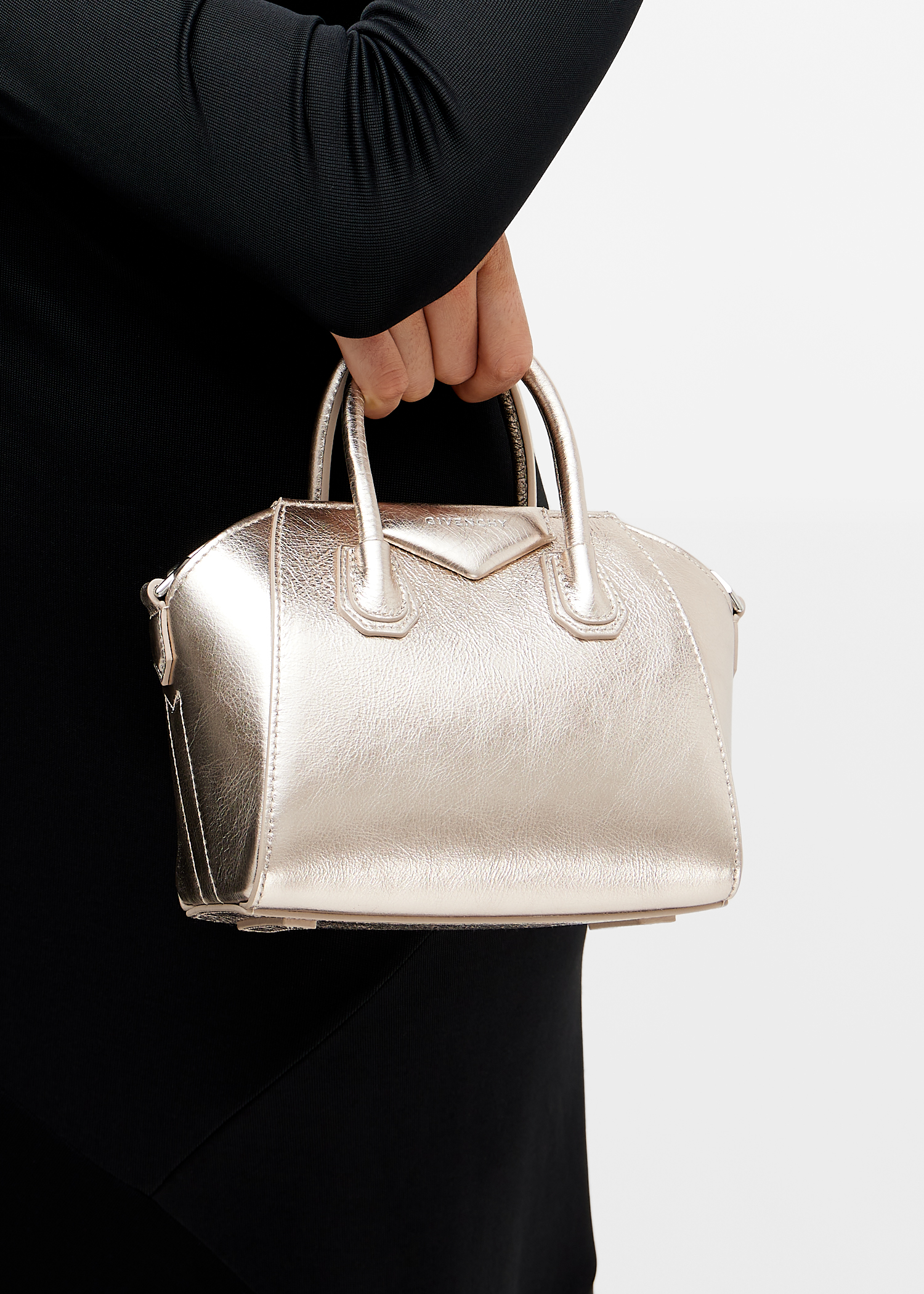 Givenchy antigona 2025 rose gold