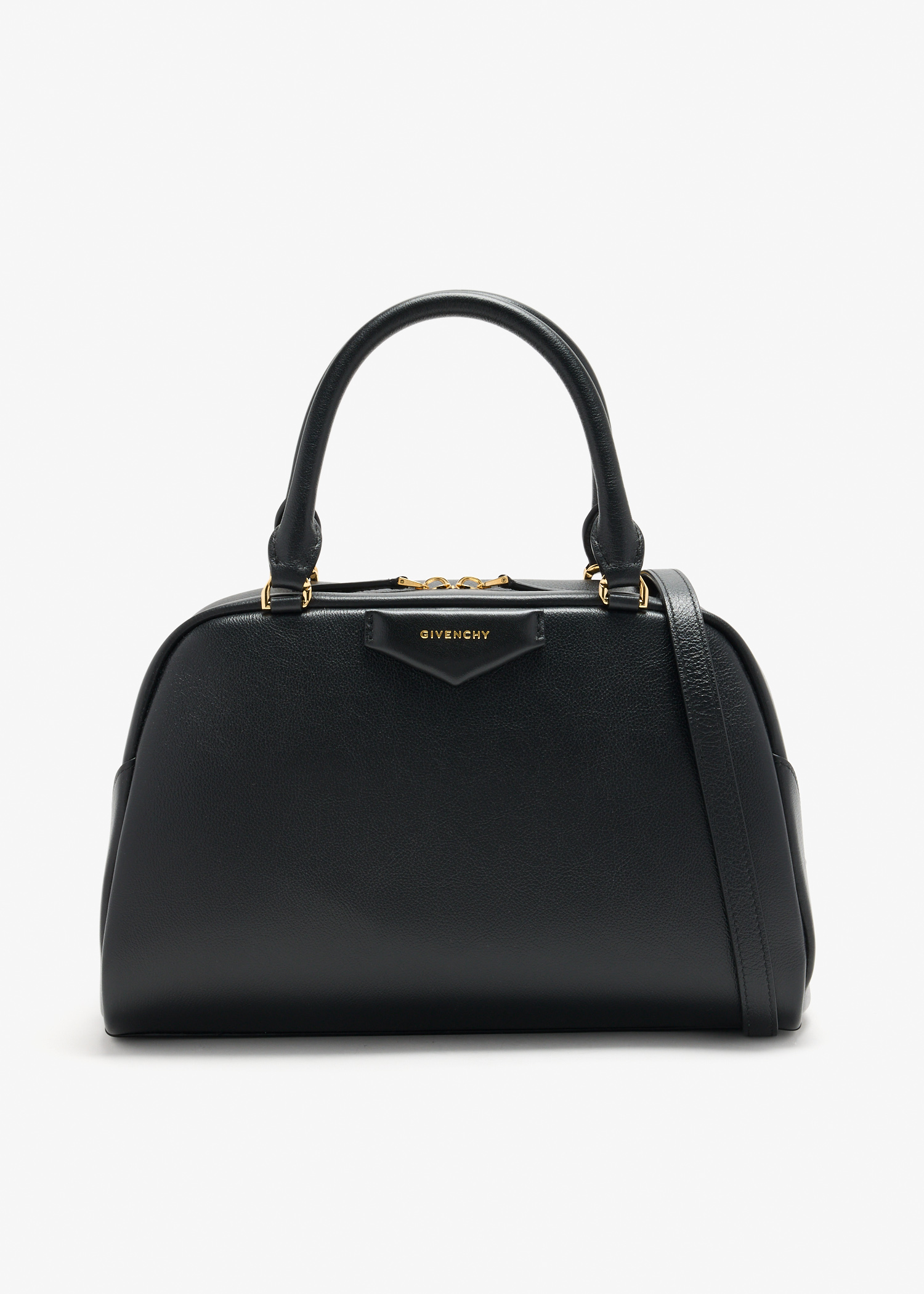 

Medium Antigona East-West Soft bag, Black