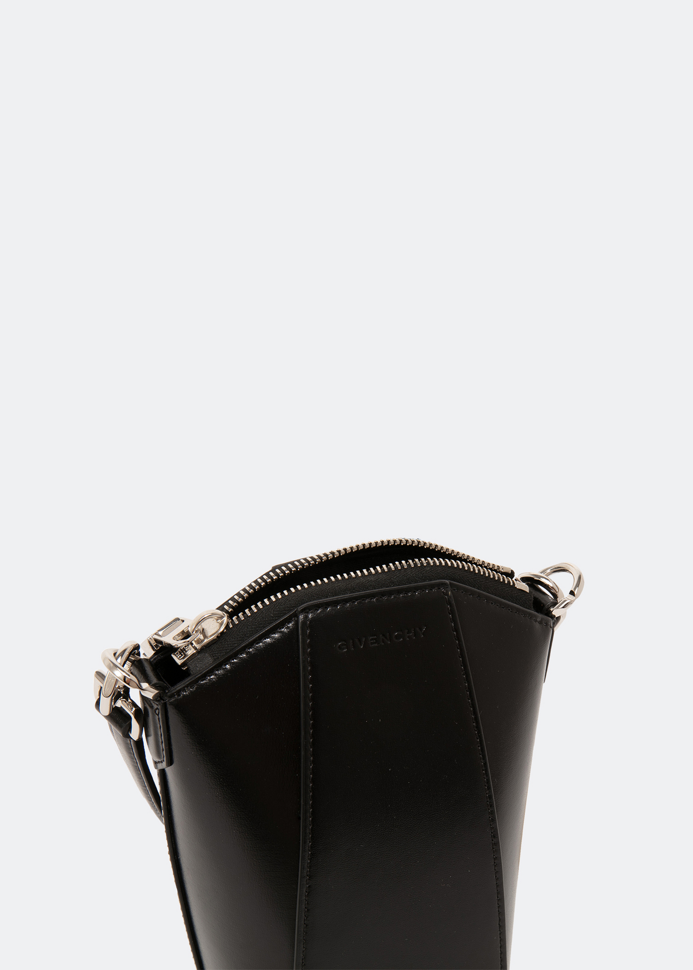 

Antigona mini vertical bag, Black