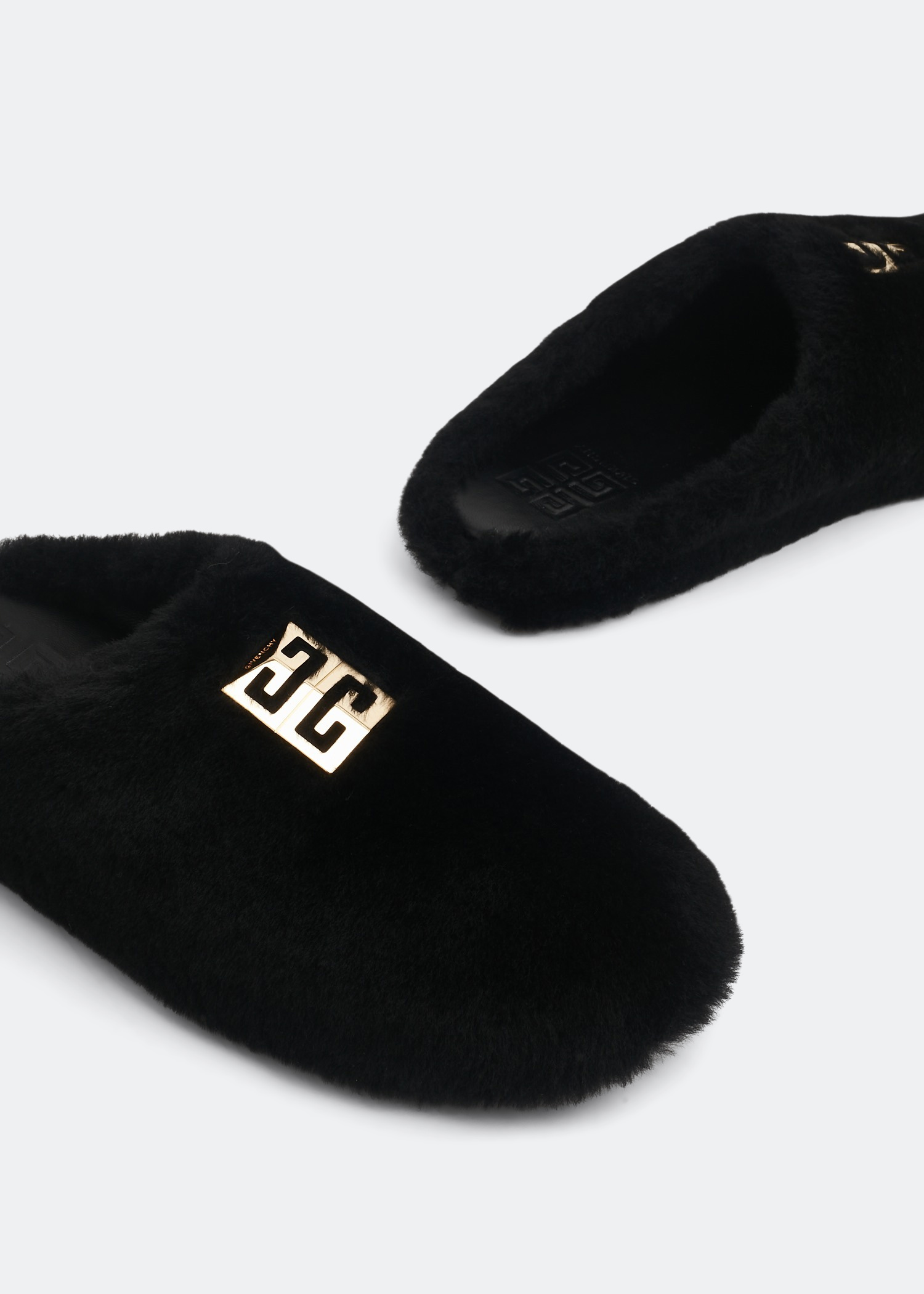 

4G slippers, Black