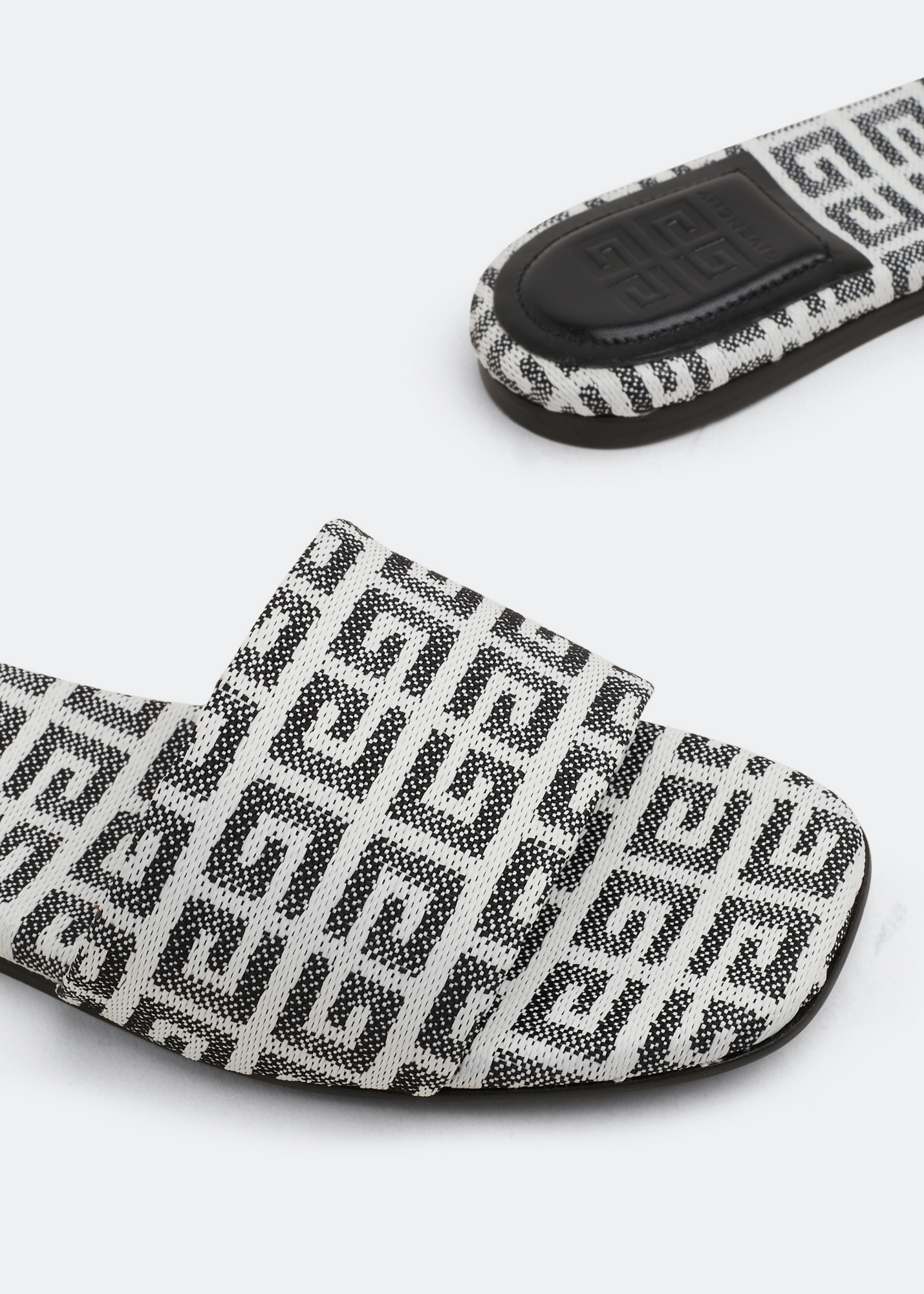 

4G flat sandals, Prints