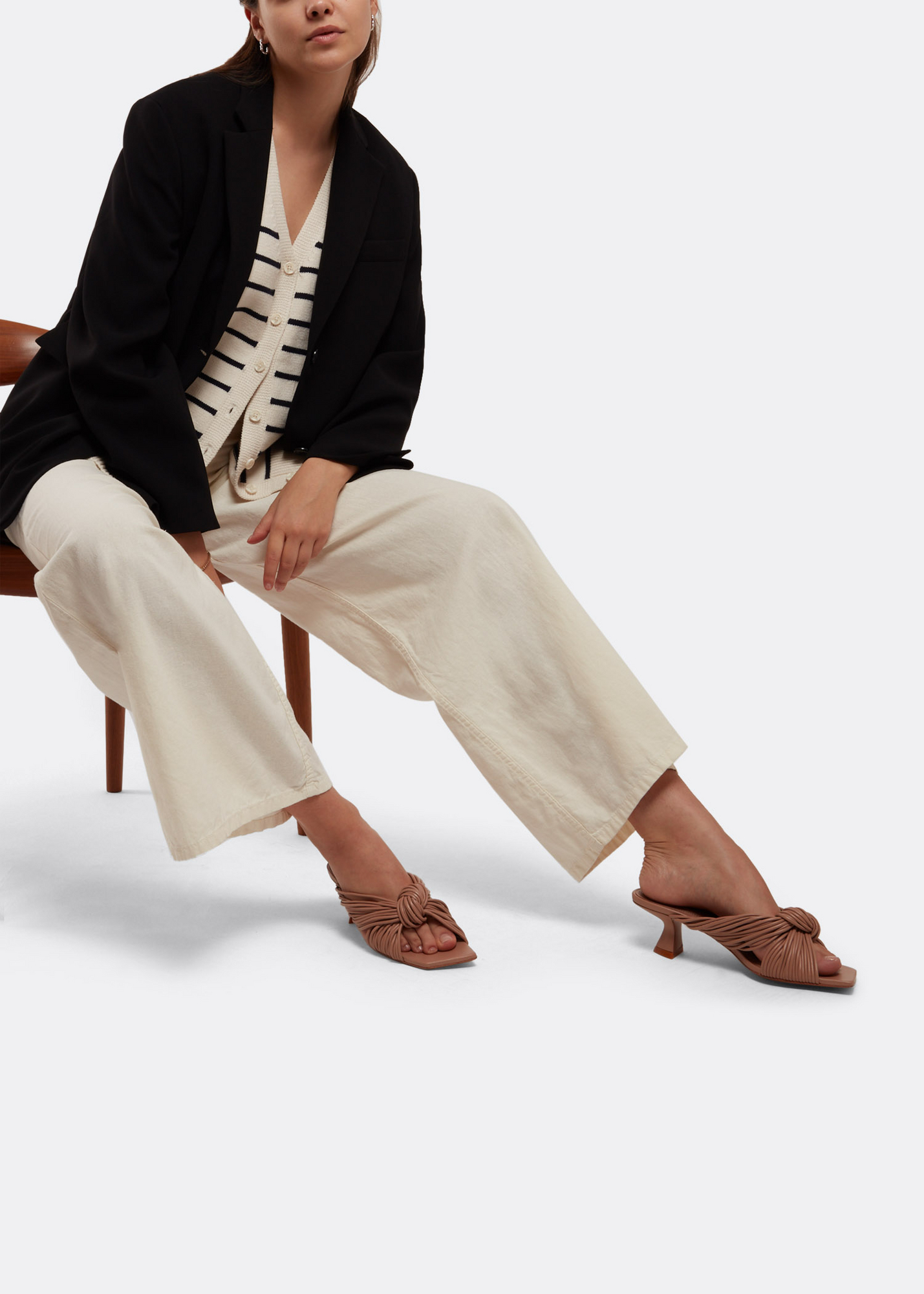 

Bianca knotted mules, Beige