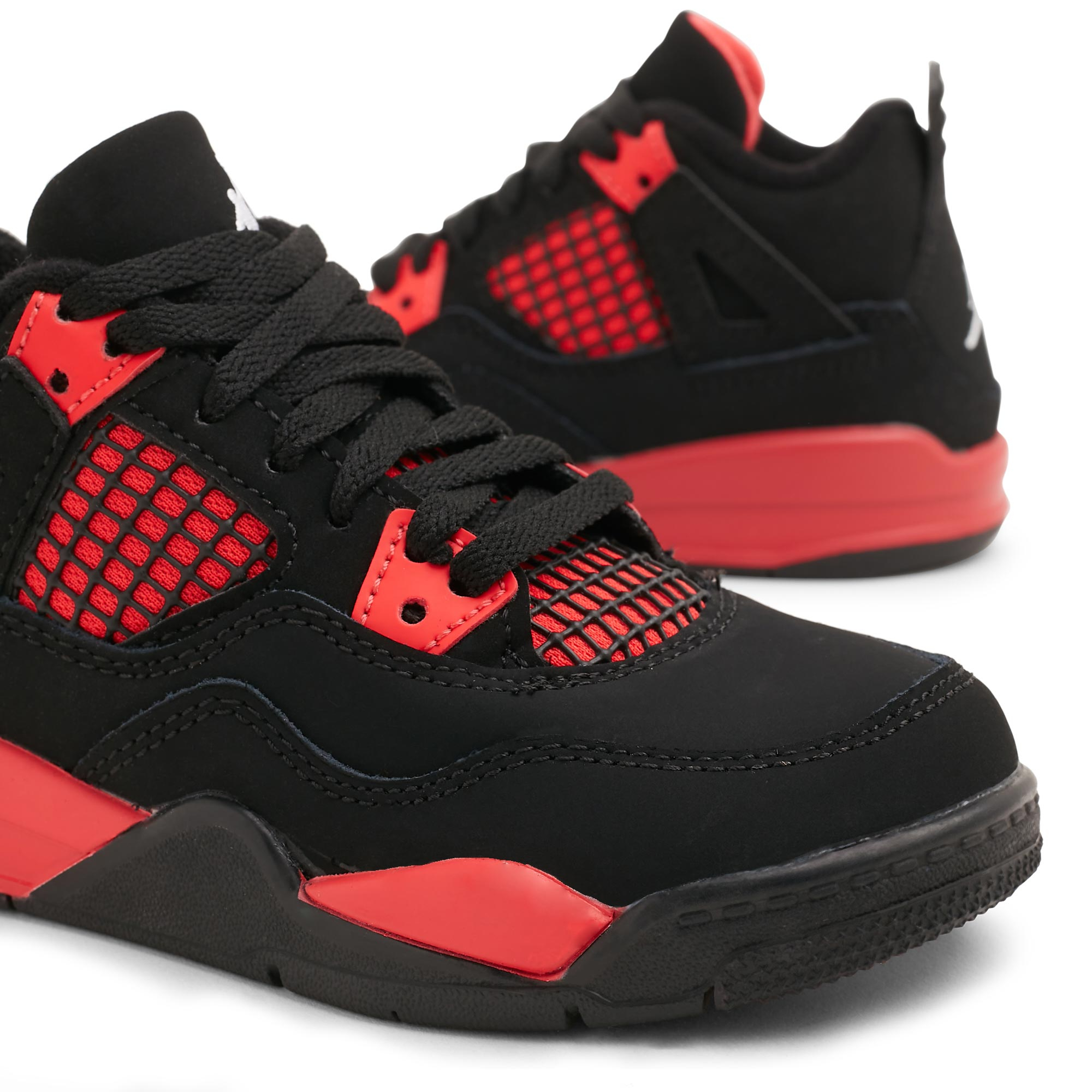 

Air Jordan 4 'Red Thunder' sneakers