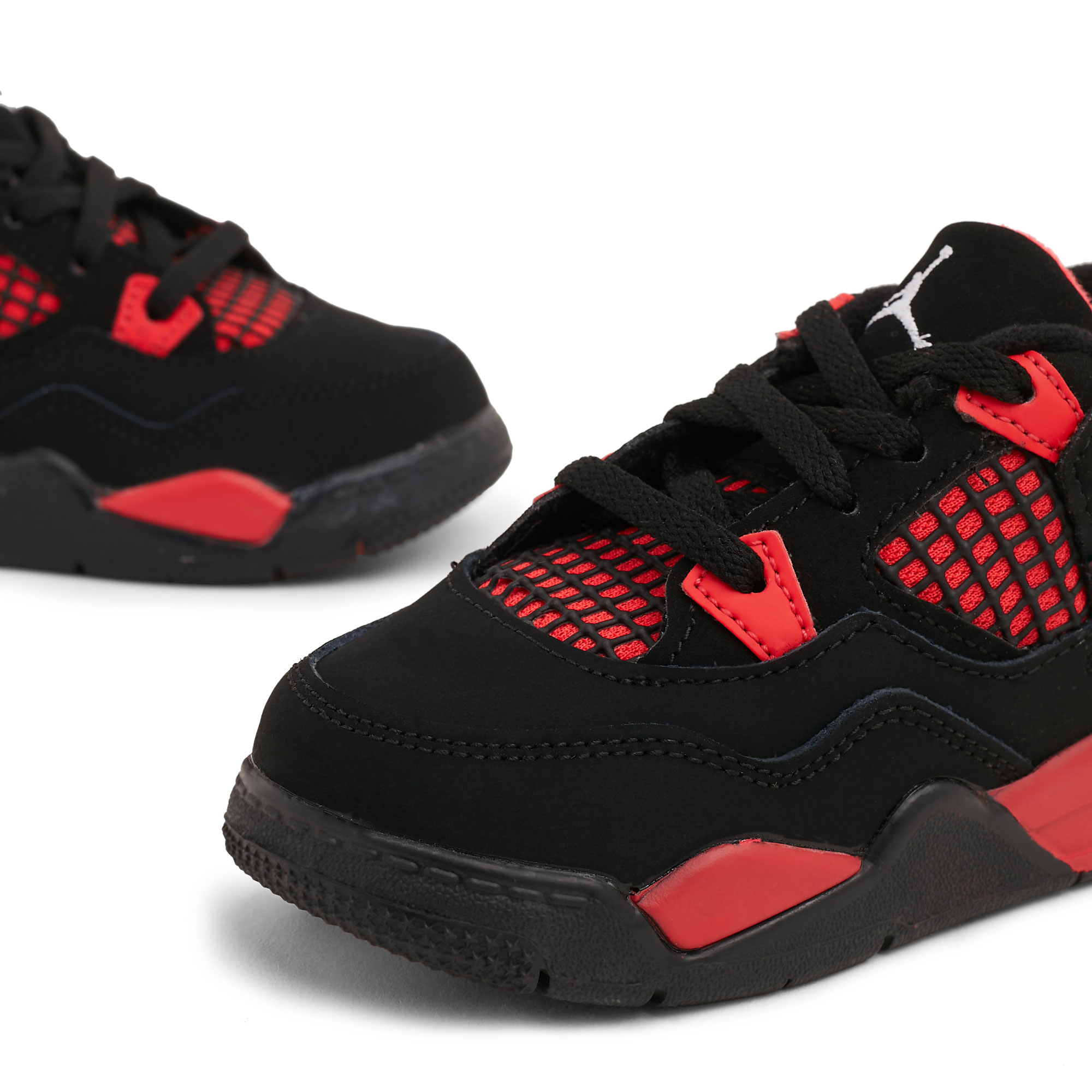 

Air Jordan 4 'Red Thunder' sneakers