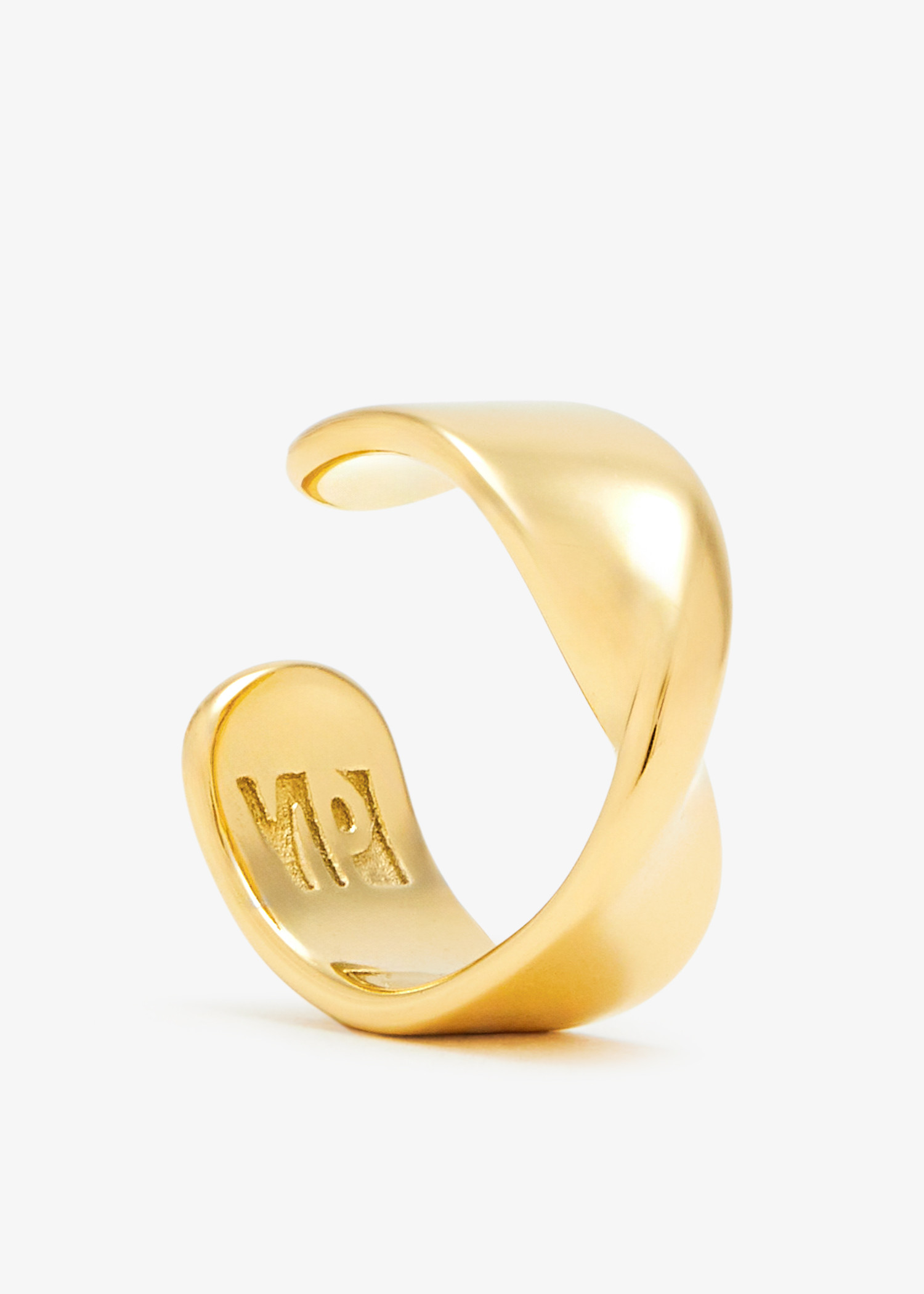 

June XS gold ear cuff