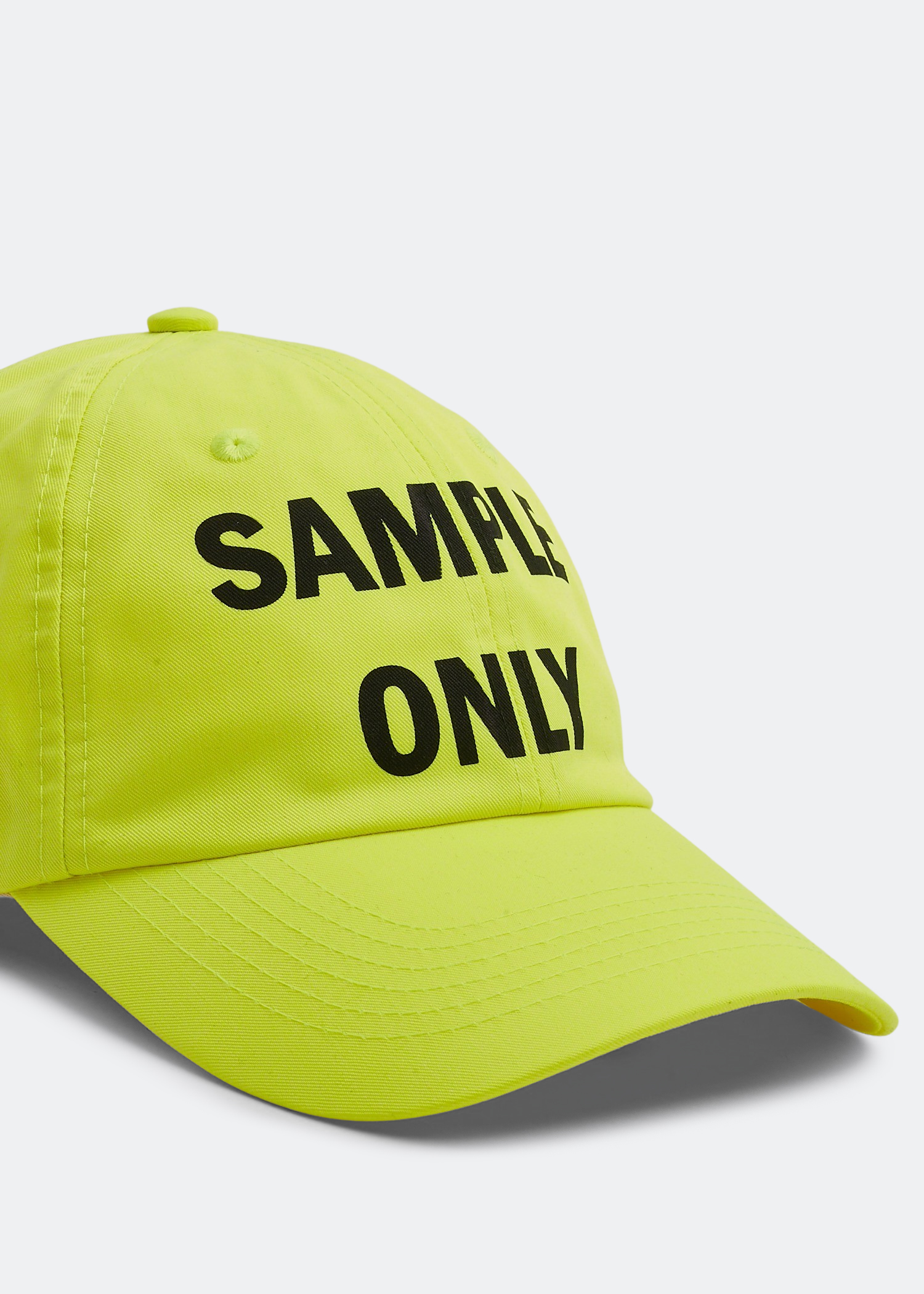 

Cunov cap, Yellow