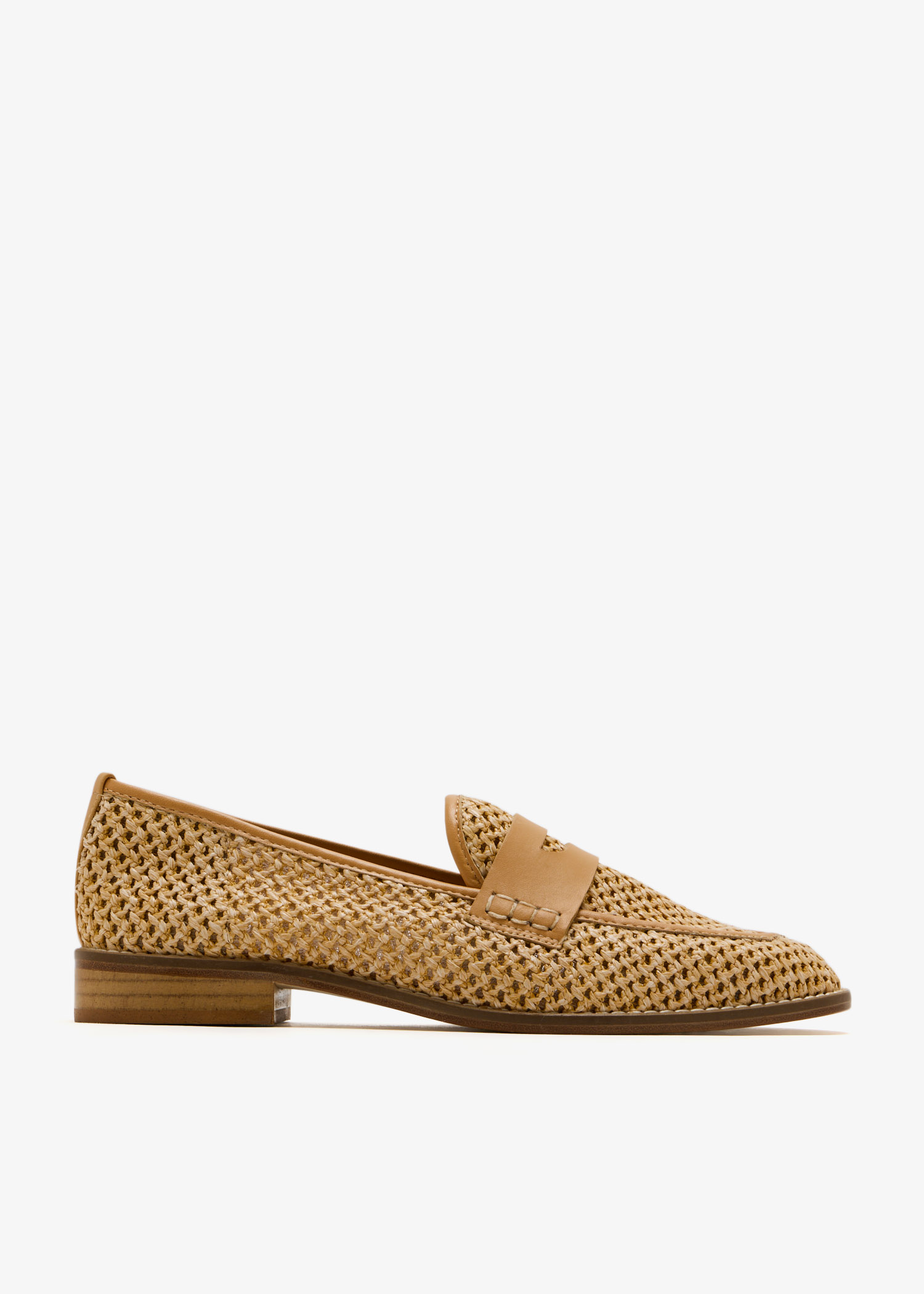 

Camila loafers, Beige