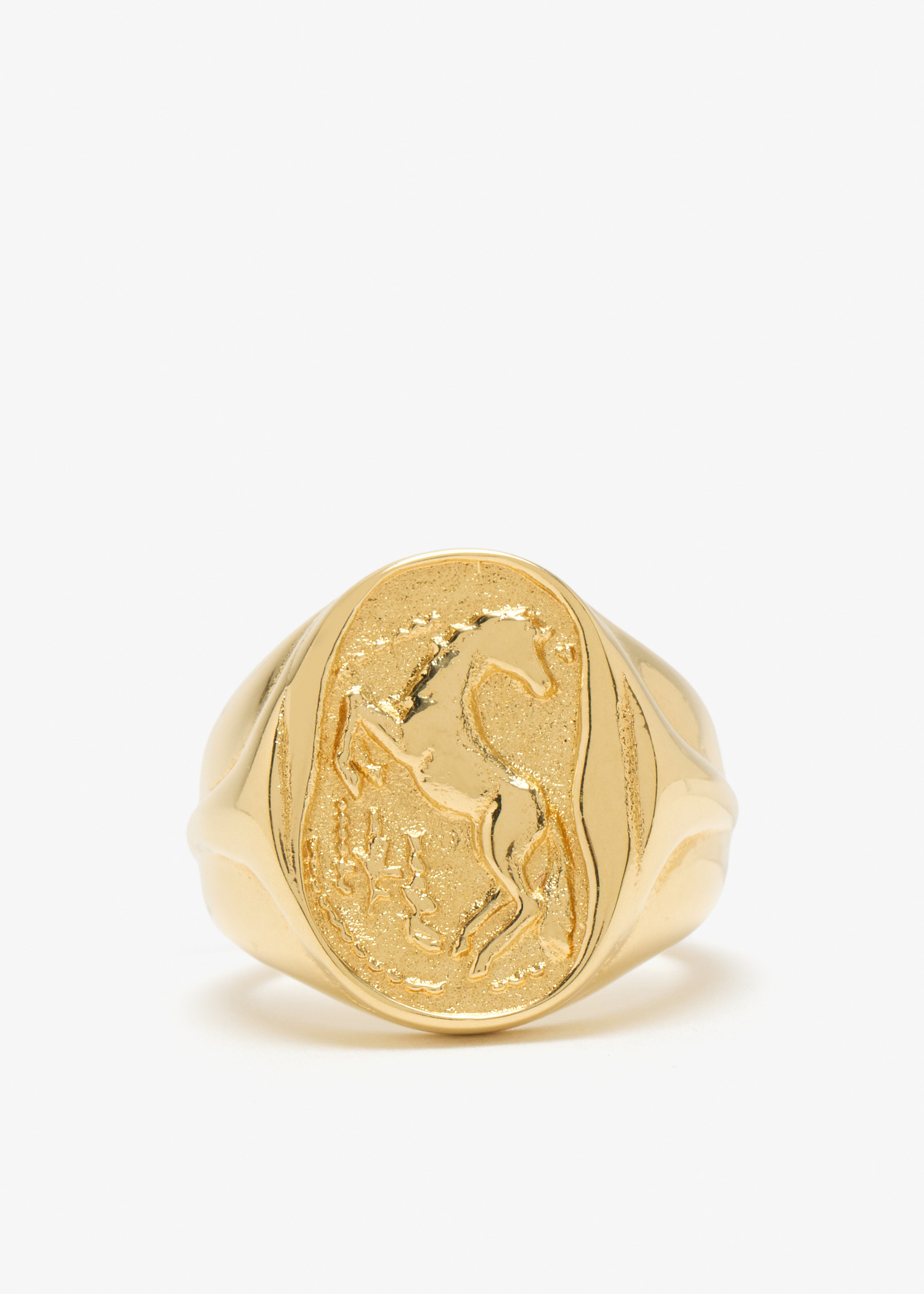 

The Medals ring, Gold