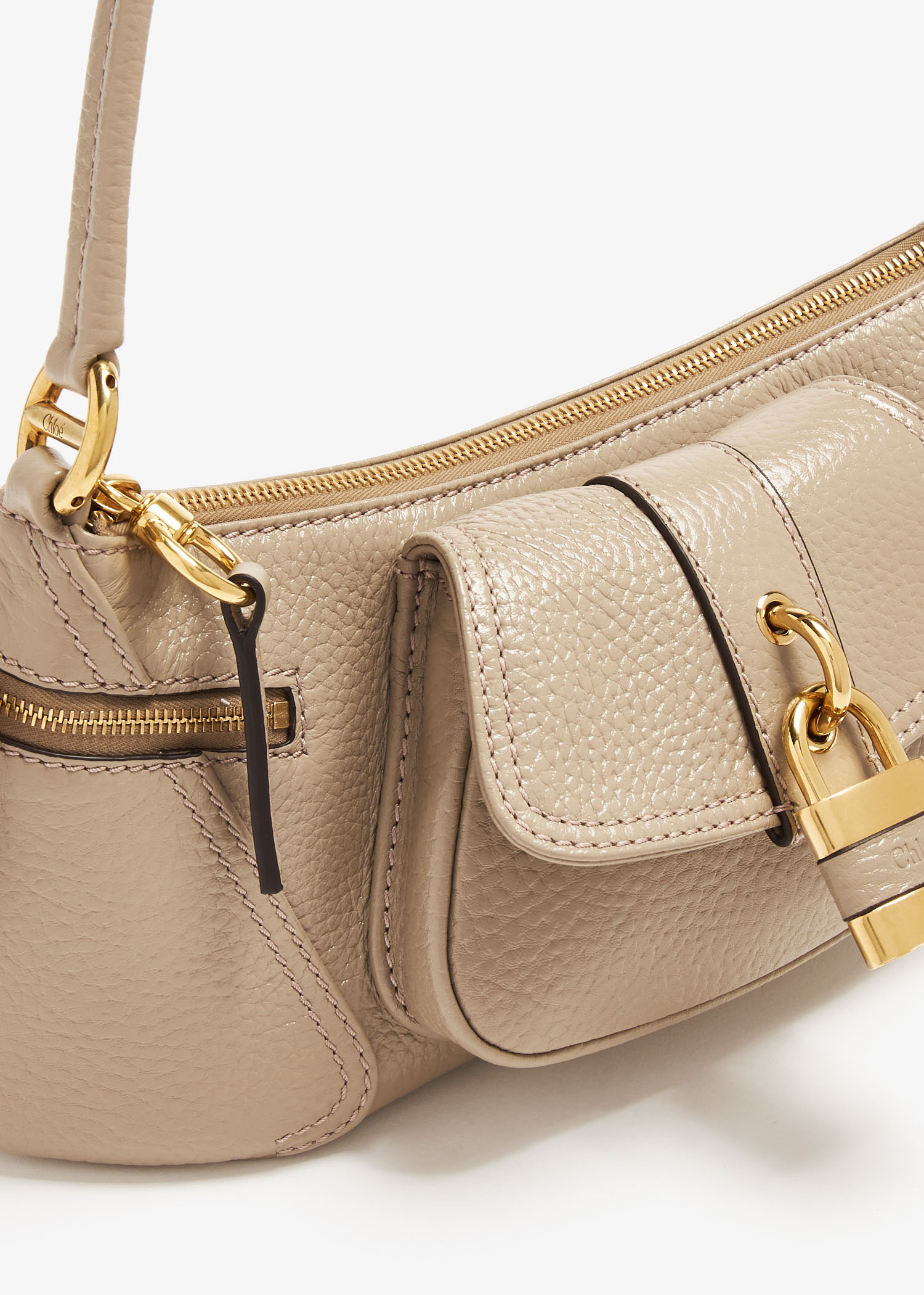 Chloé The 99 Shoulder Bag In Croco Effect Leather in Black