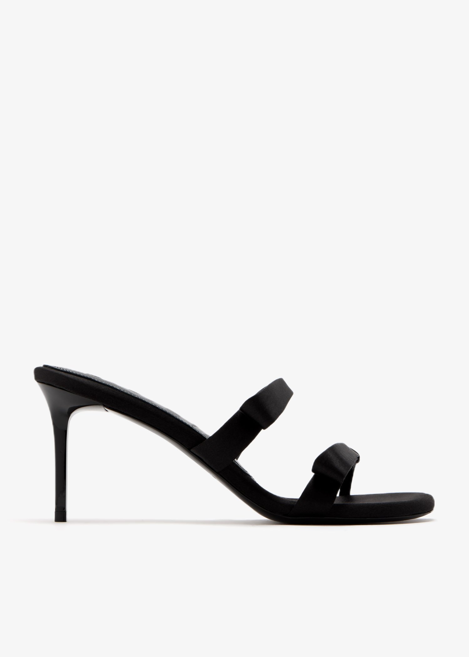 

Chic sandals, Black