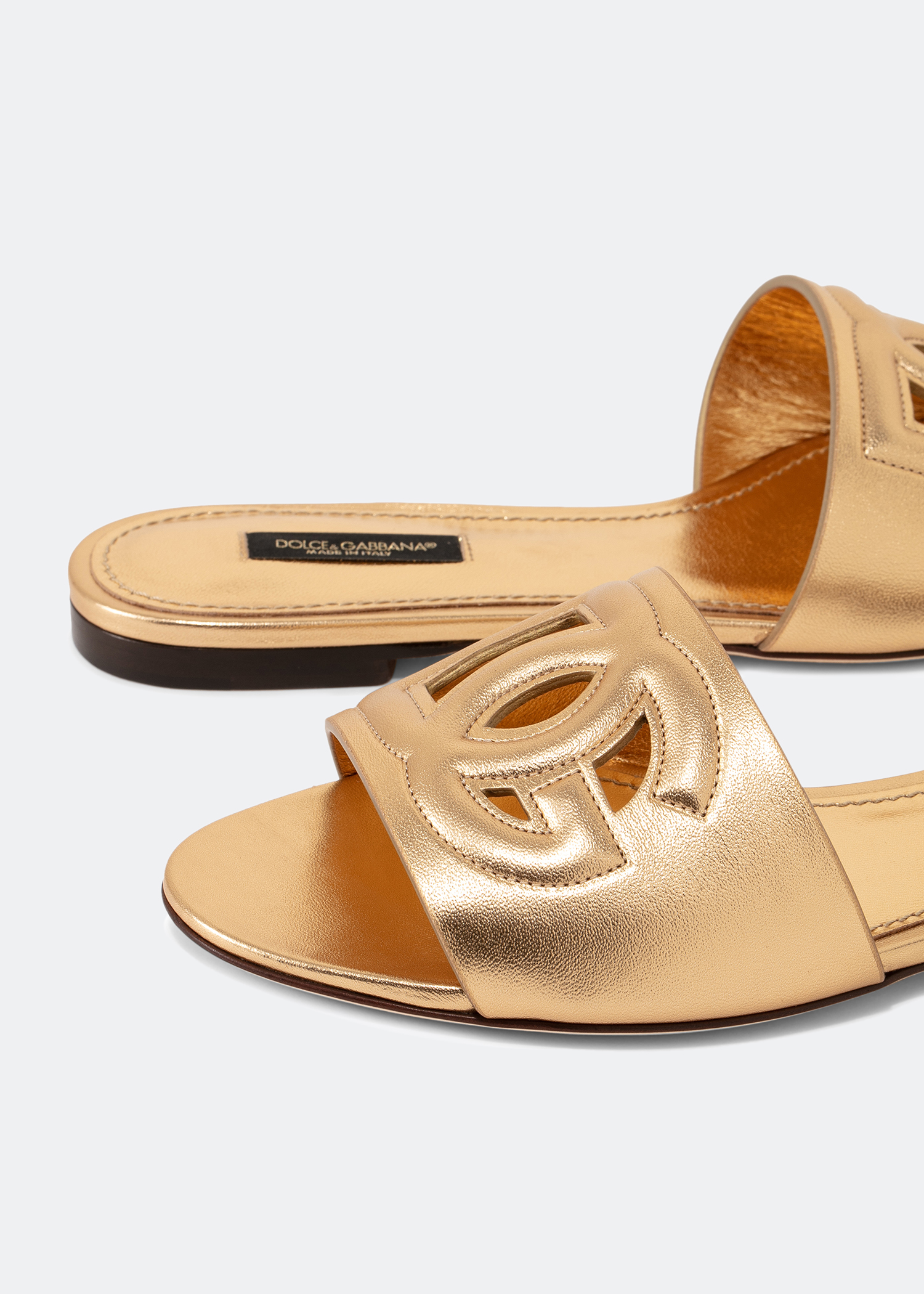 

Exclusive Bianca embossed slippers, Gold