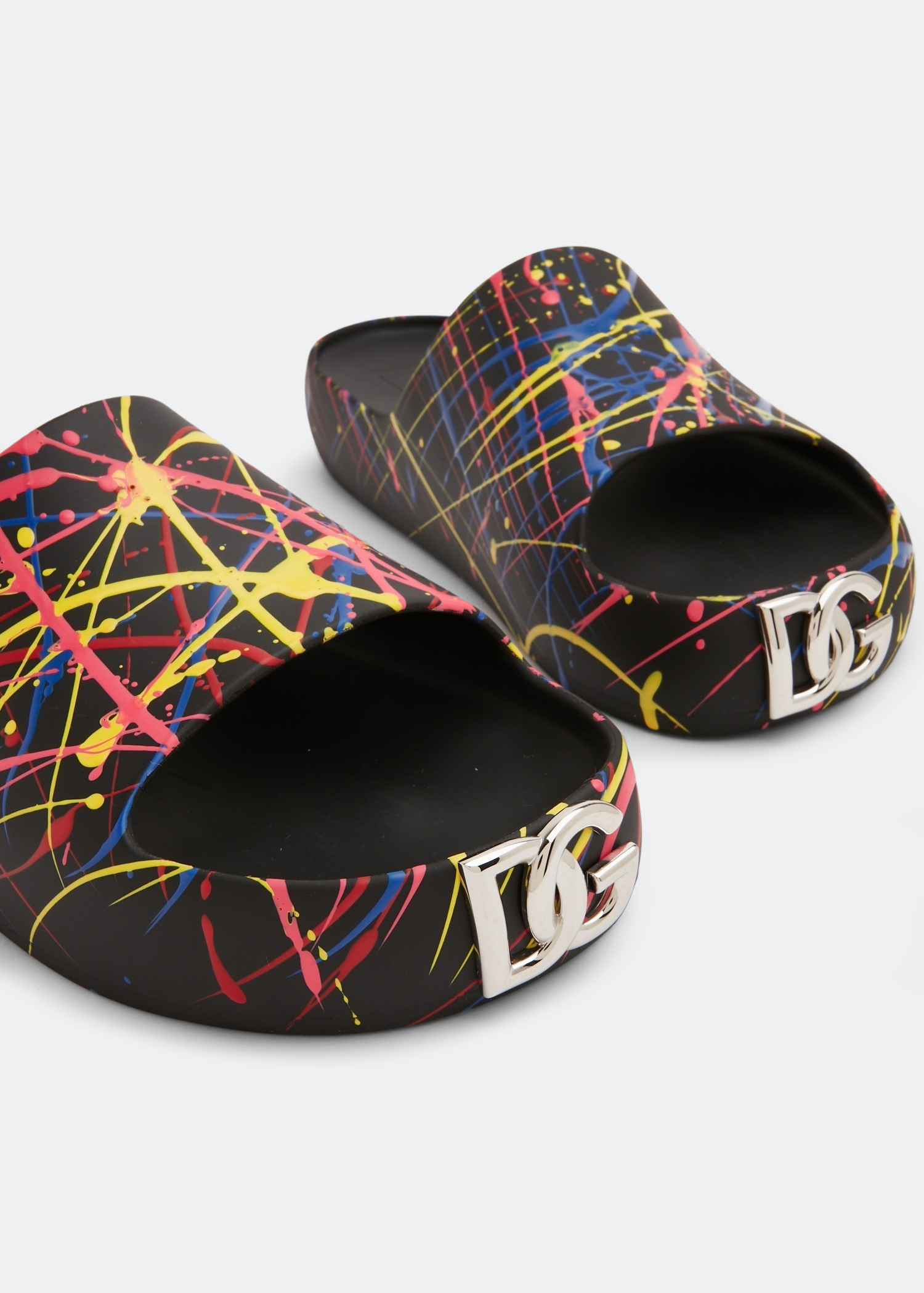 

Colour splash slides, Black