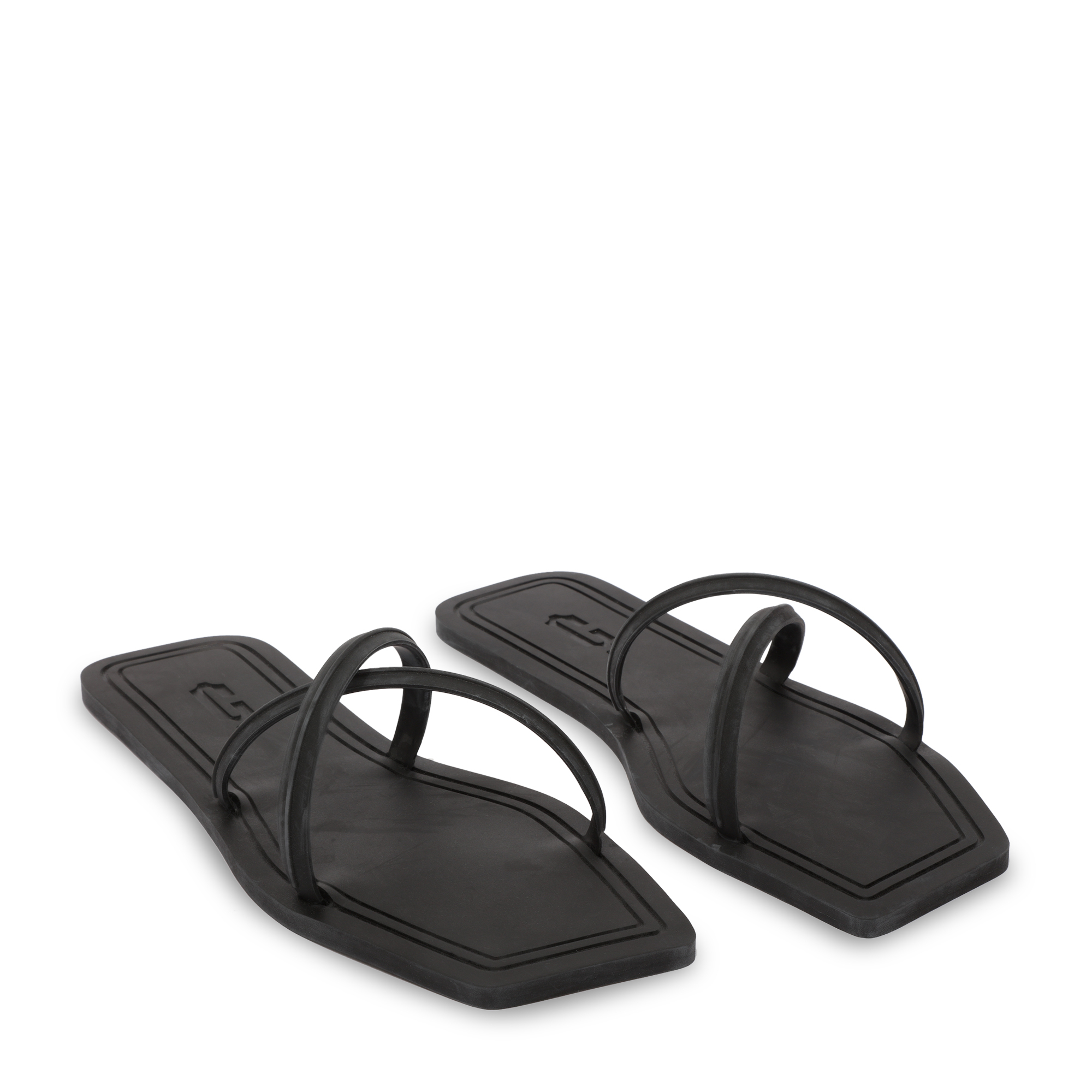 

Annuk sandals, Black