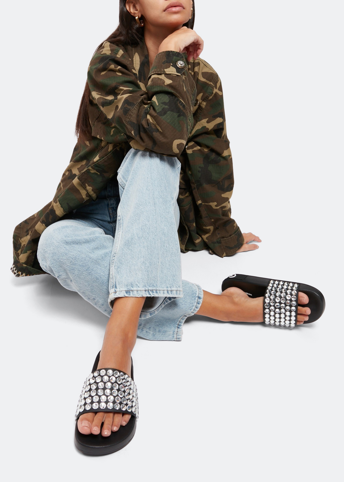 

Embroidered rubber slides, Black