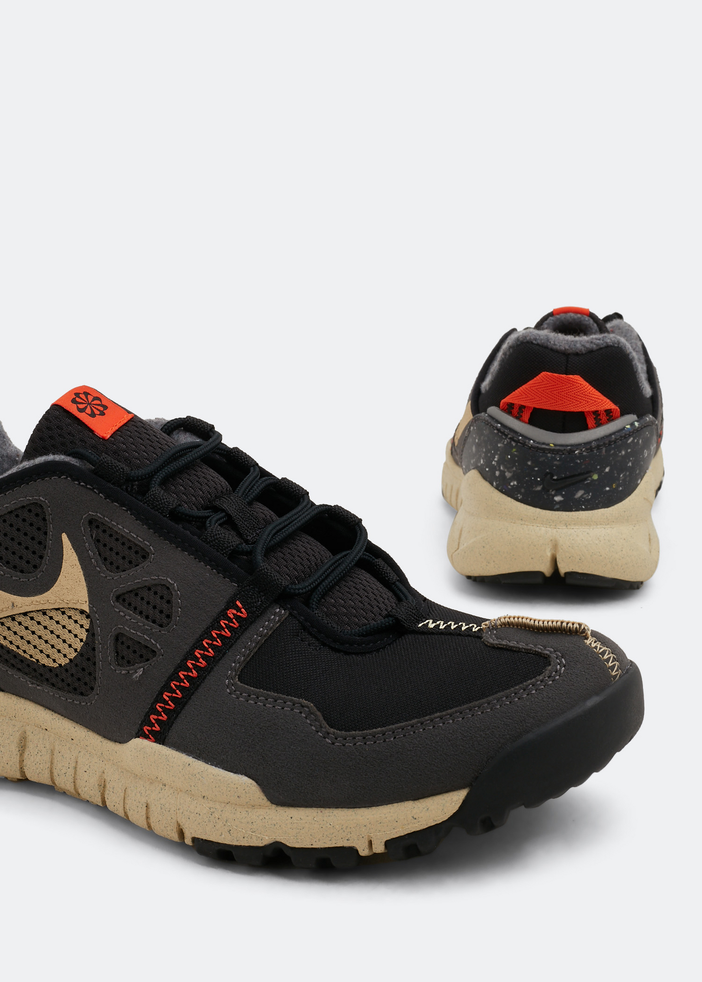 

Free Terra Vista sneakers, Black