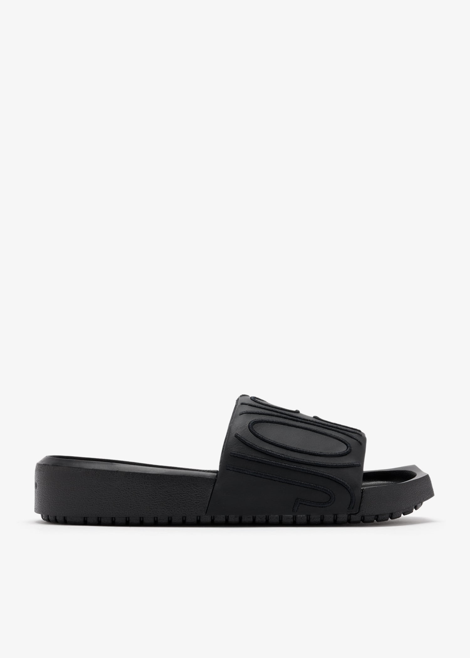 

Jordan Nola slides, Black