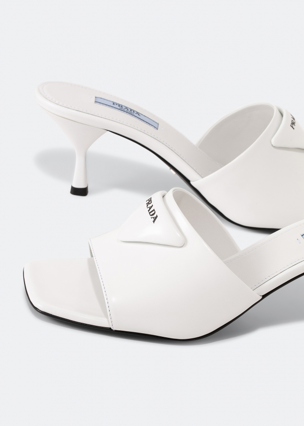 النوعية الظالم الجاسوس  حذاء مفتوح من الخلف بفتحة أمامية أبيض - للنساء من برادا في الامارات | ليفل  شوز