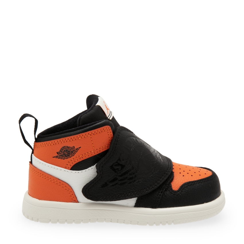 Nike Sky Jordan 1 trainers for Boy 