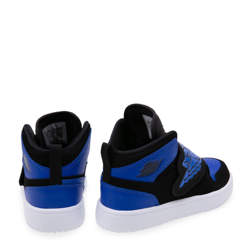Nike Sky Jordan 1 sneakers for Boy - Black in UAE | Level Shoes