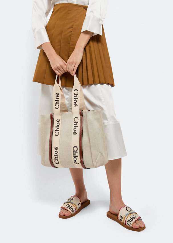 Chloé Woody medium tote bag for Women - Beige in UAE | Level Shoes