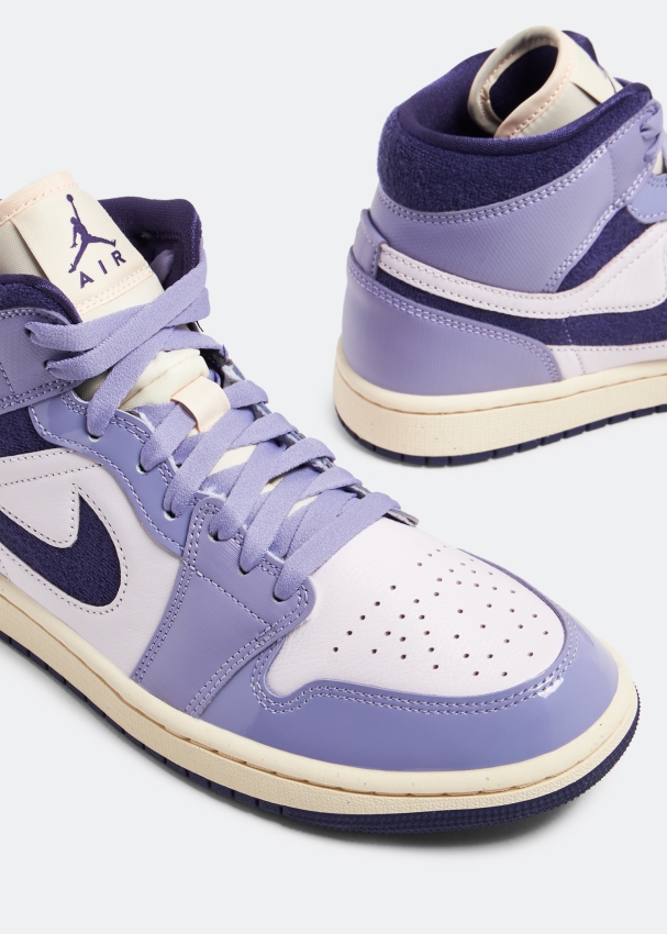 新品未使用 Nike Air Jordan 1 Mid SE パープル 25cm Nike Air Jordan 1 Mid SE sneakers for Women - Purple in UAE