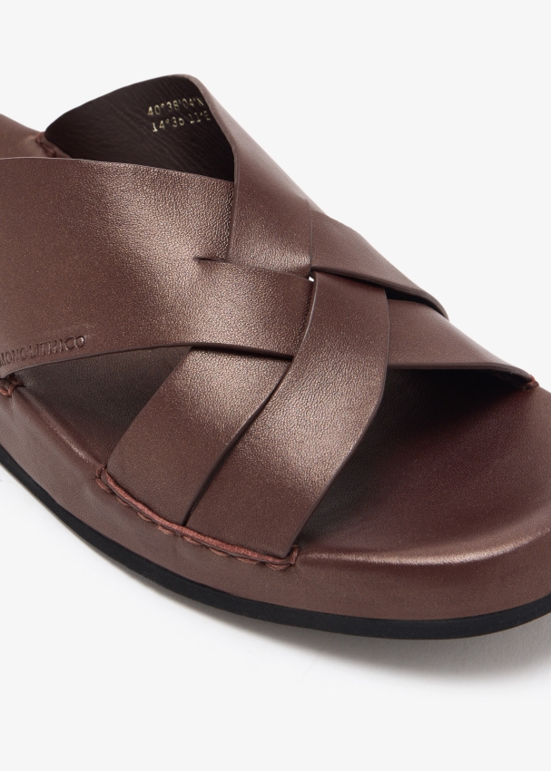 004-v03-brown_5.jpg