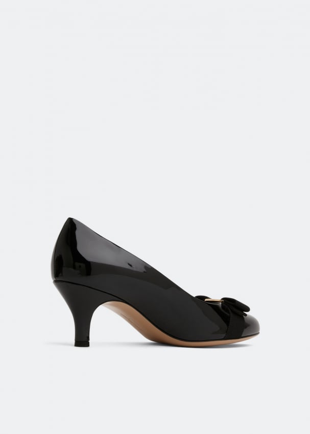 Ferragamo Vara bow pumps for Women Black in Bahrain Level Shoes