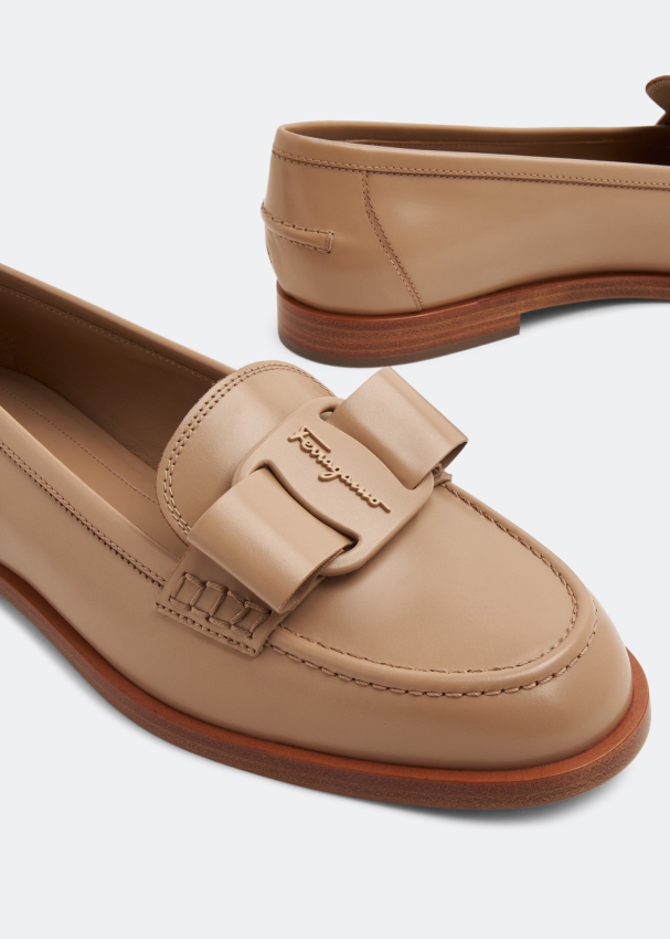 Ferragamo Viva loafers for Women Beige in Kuwait Level Shoes