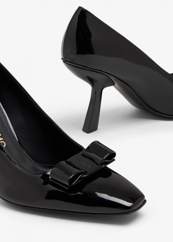 ferragamo vara bow shoes